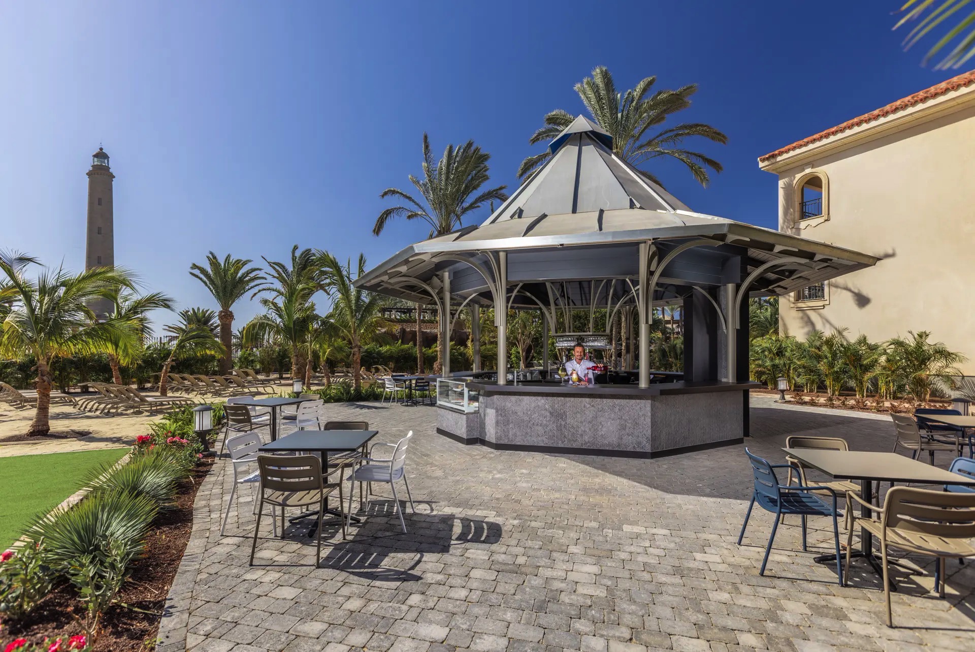 unique club bar piscina hotel lopesan costa meloneras