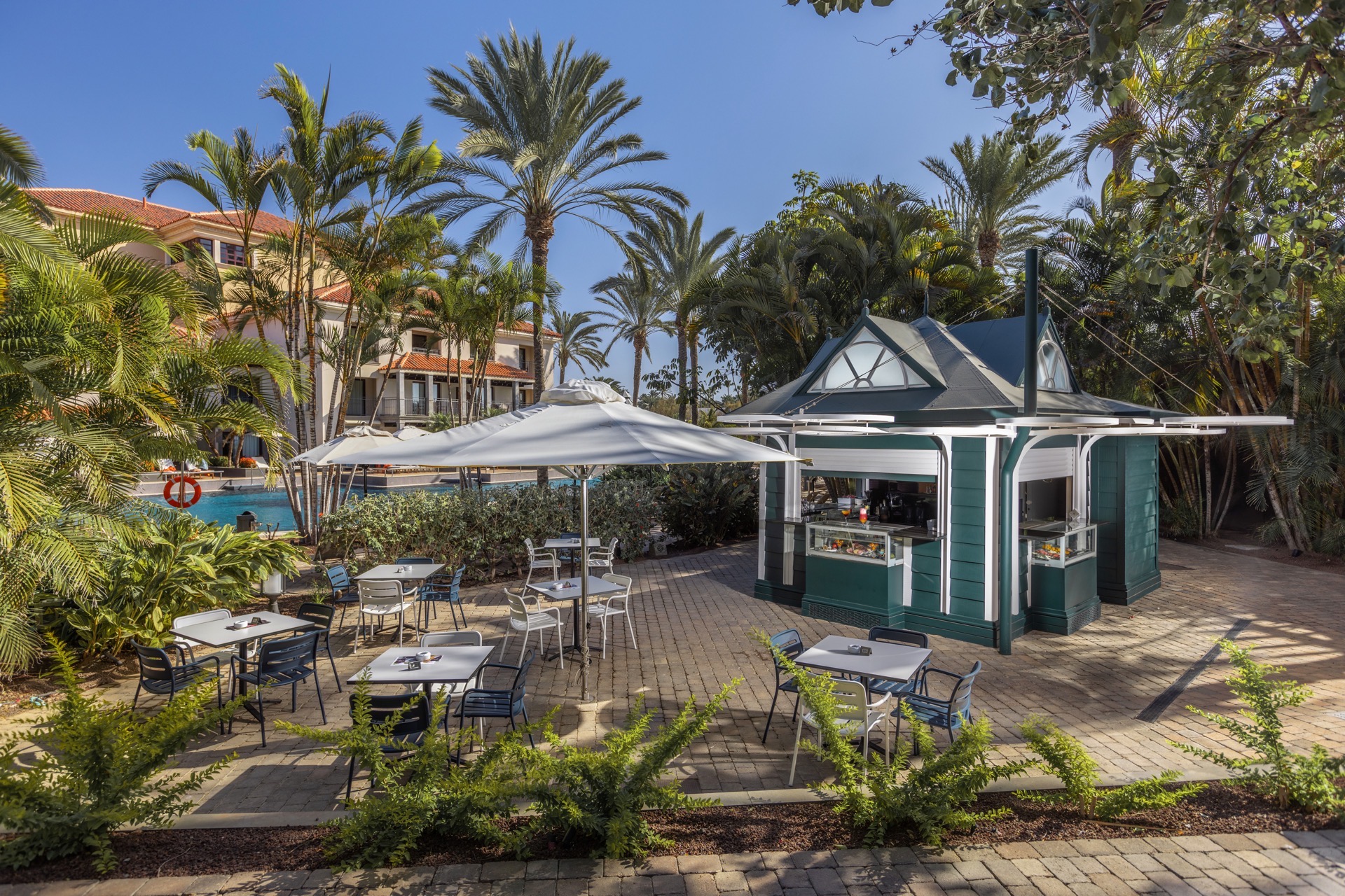 ladon poolbar hotel lopesan costa meloneras