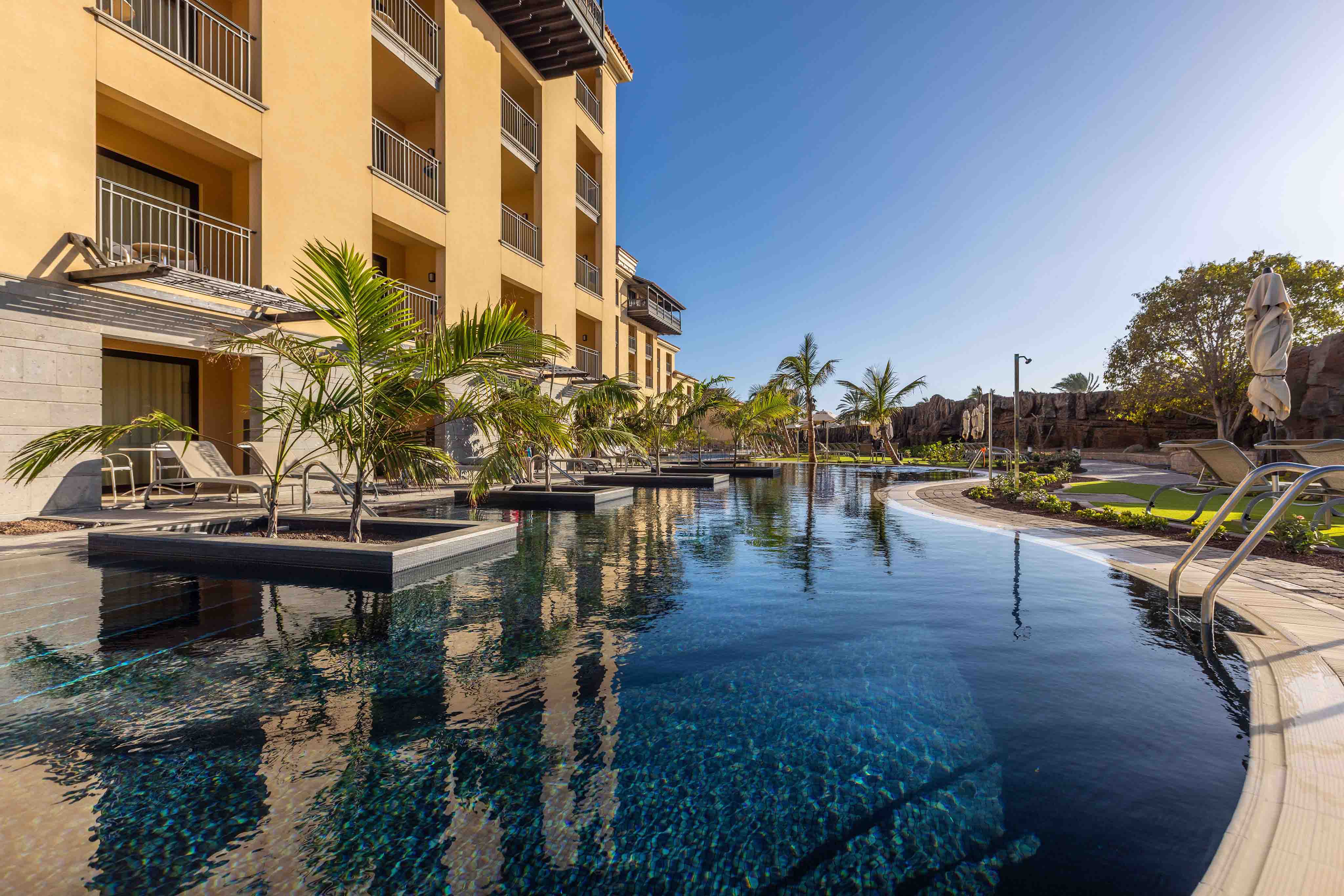 lopesan costa meloneras resort & spa premium pools