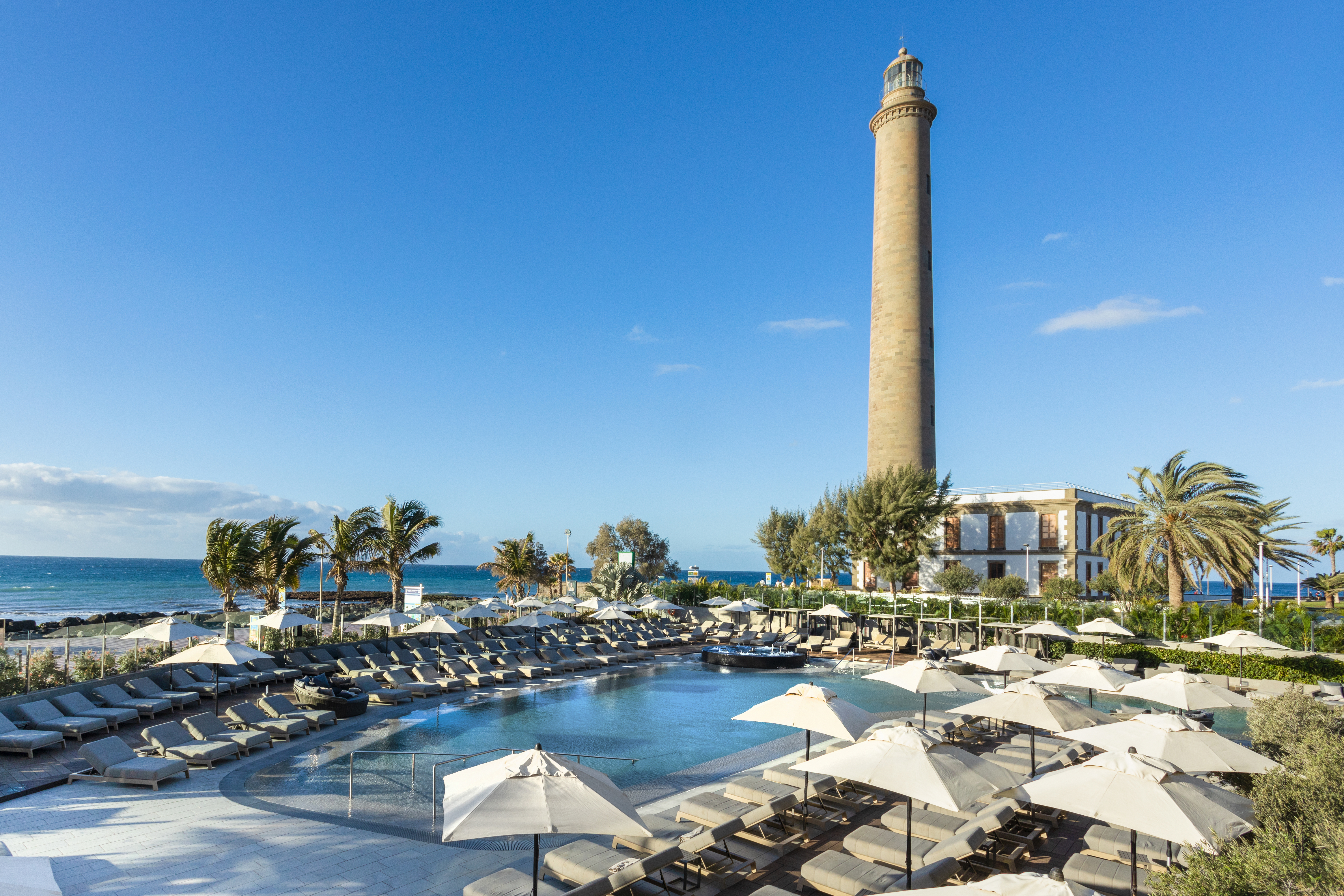 photos main pool hotel faro lopesan collection