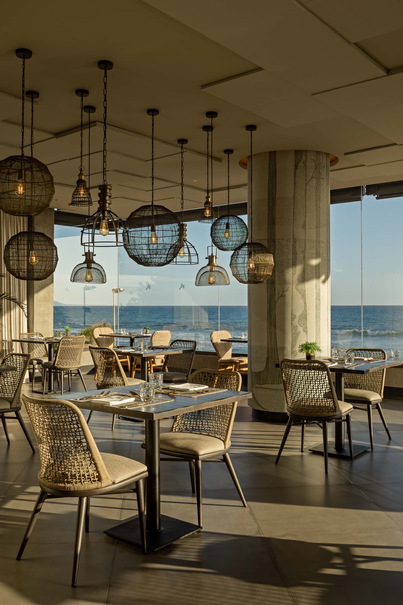 photos dining service hotel faro lopesan collection