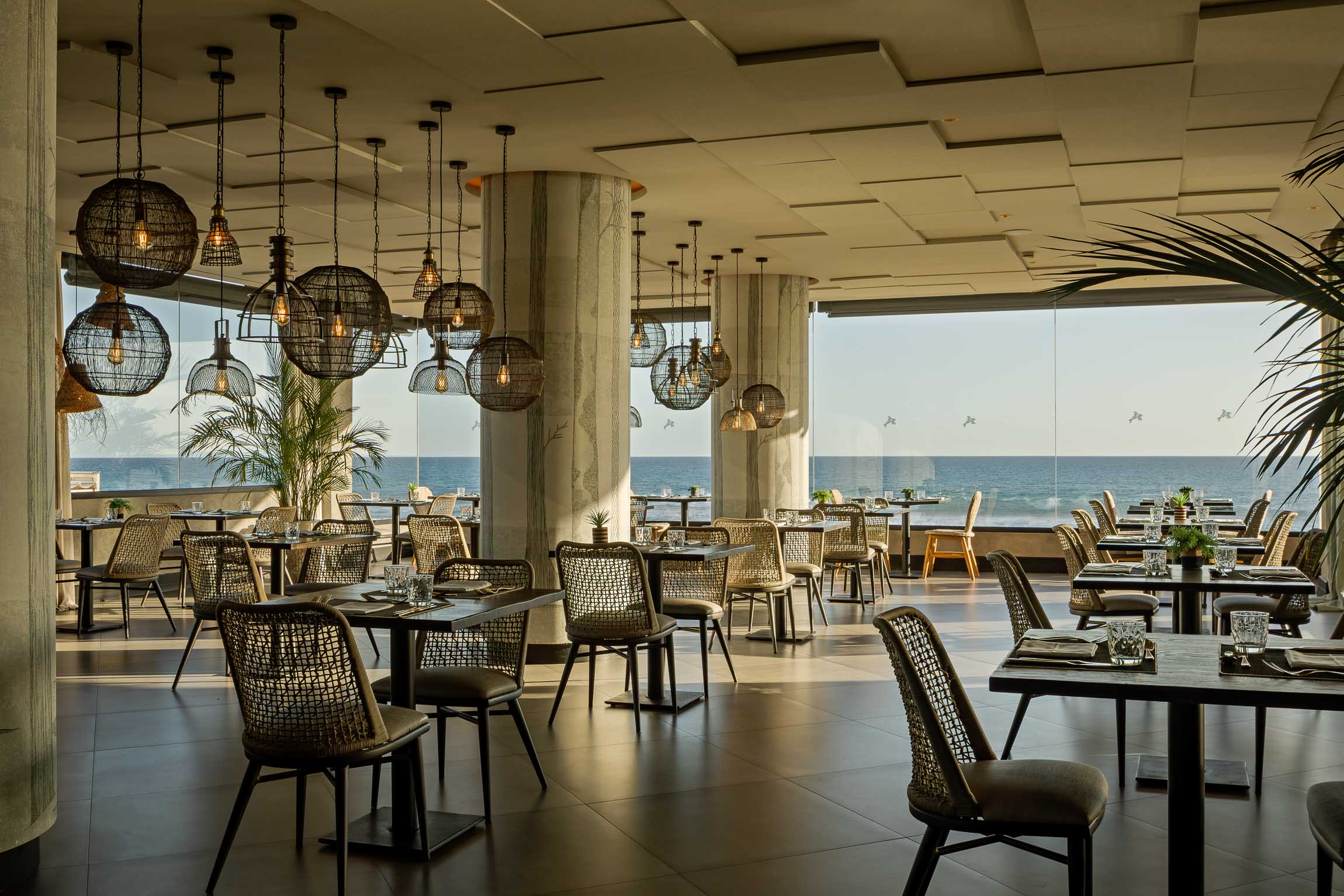 photos restaurant service hotel faro lopesan collection