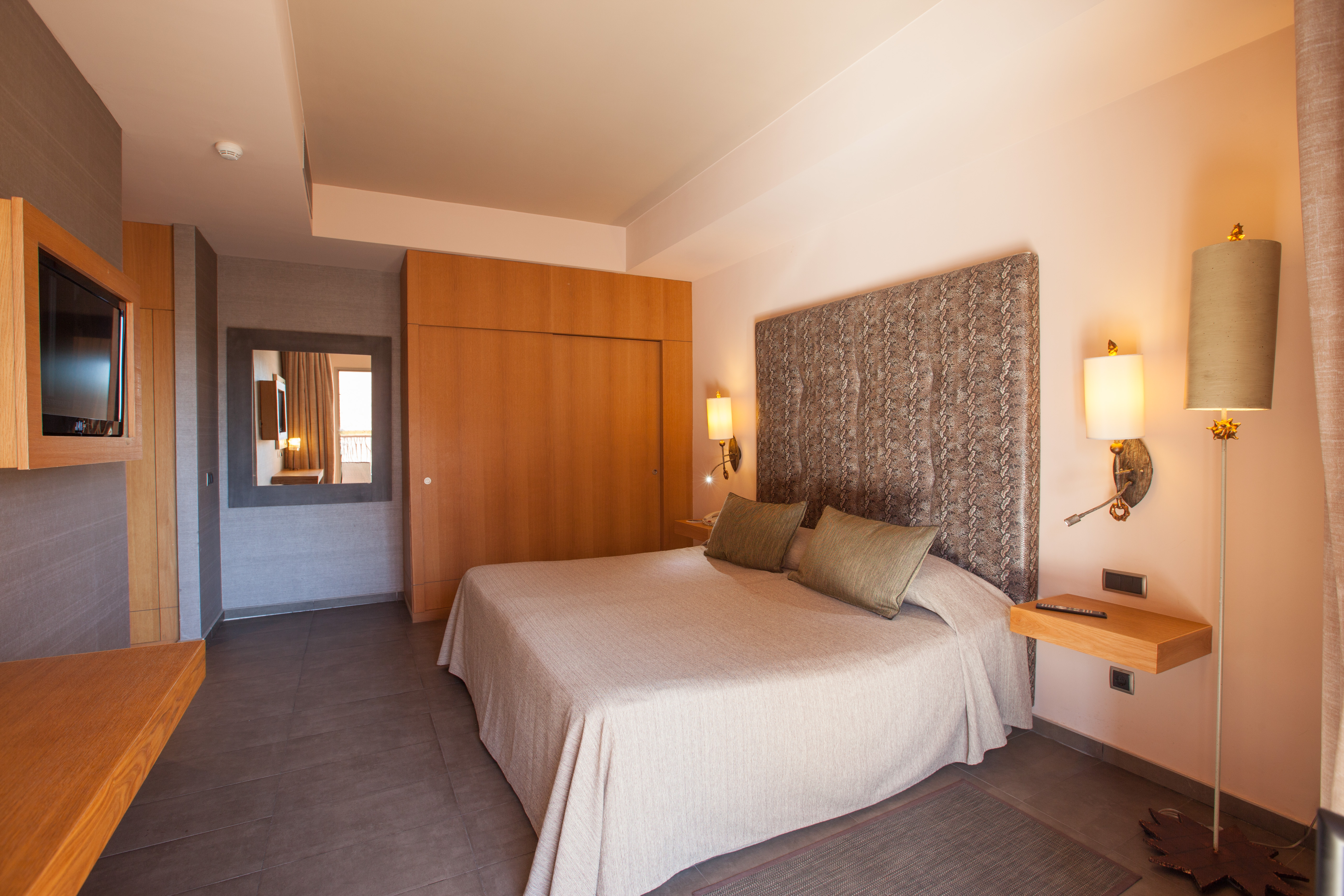 lopesan baobab fotos cama habitaciones doble standar piscina
