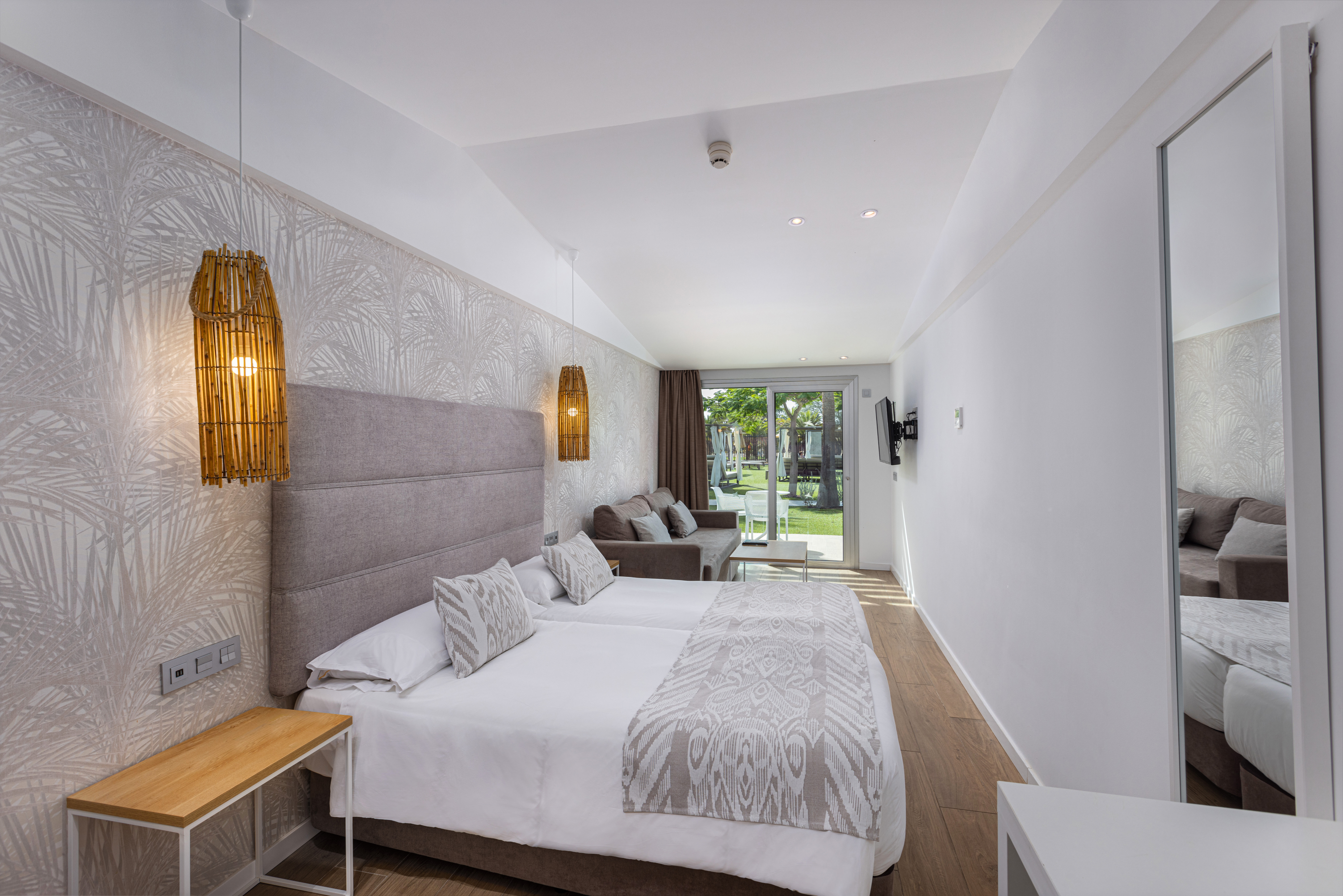 fotos habitaciones hotel kumara serenoa adults only junior suite