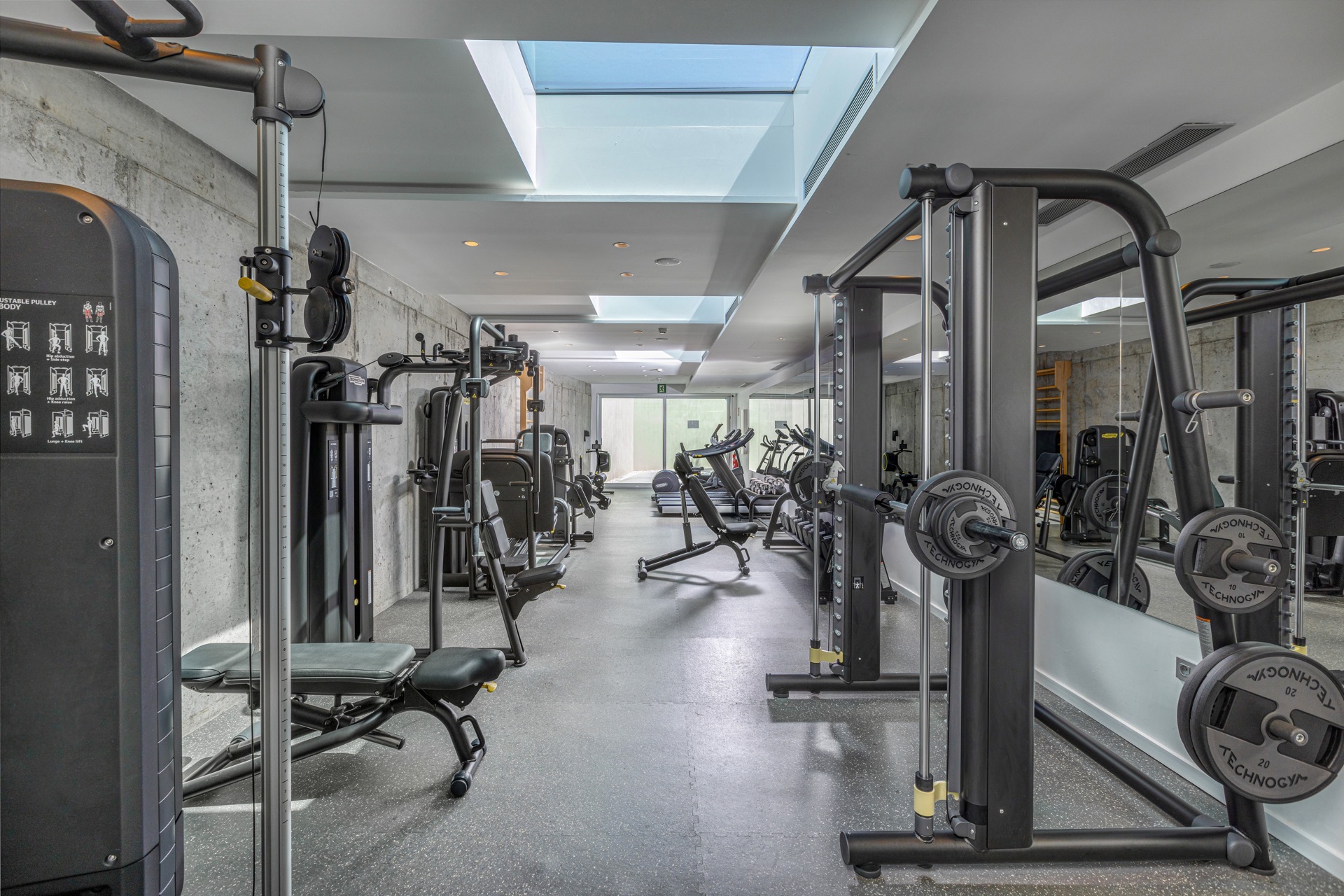 GYM (2)