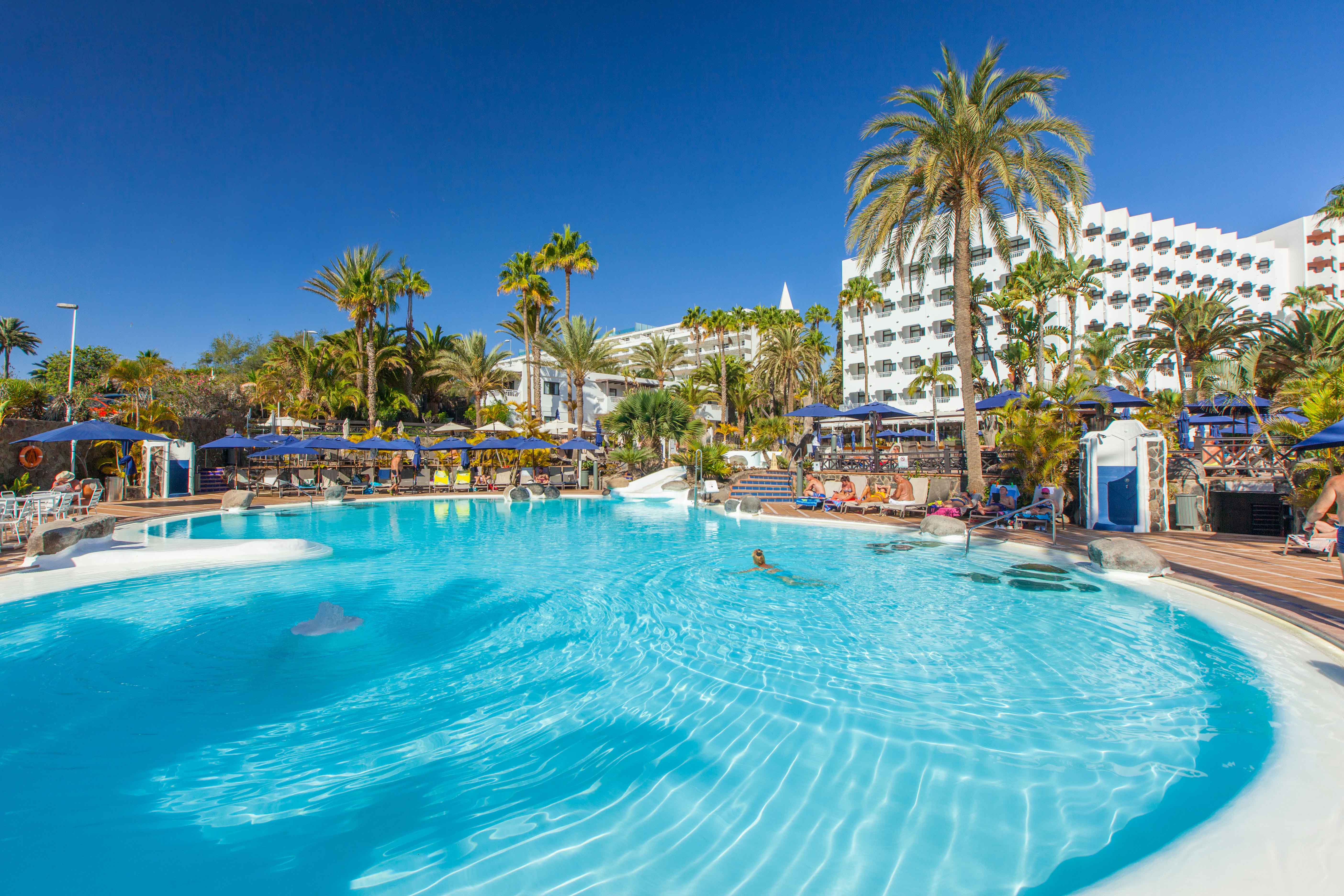 pool hotel corallium beach