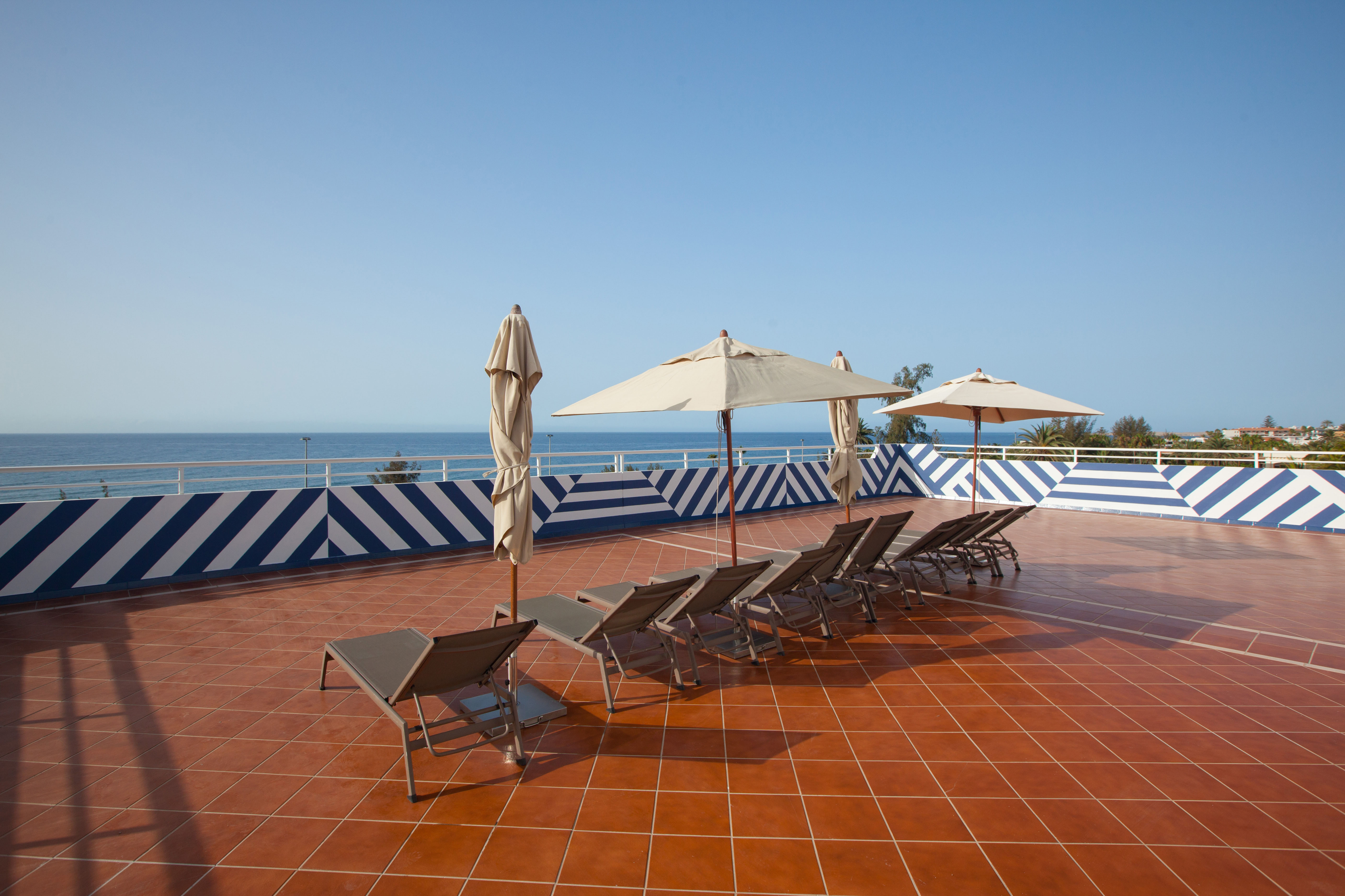 erwachsenenbereich hotel corallium beach