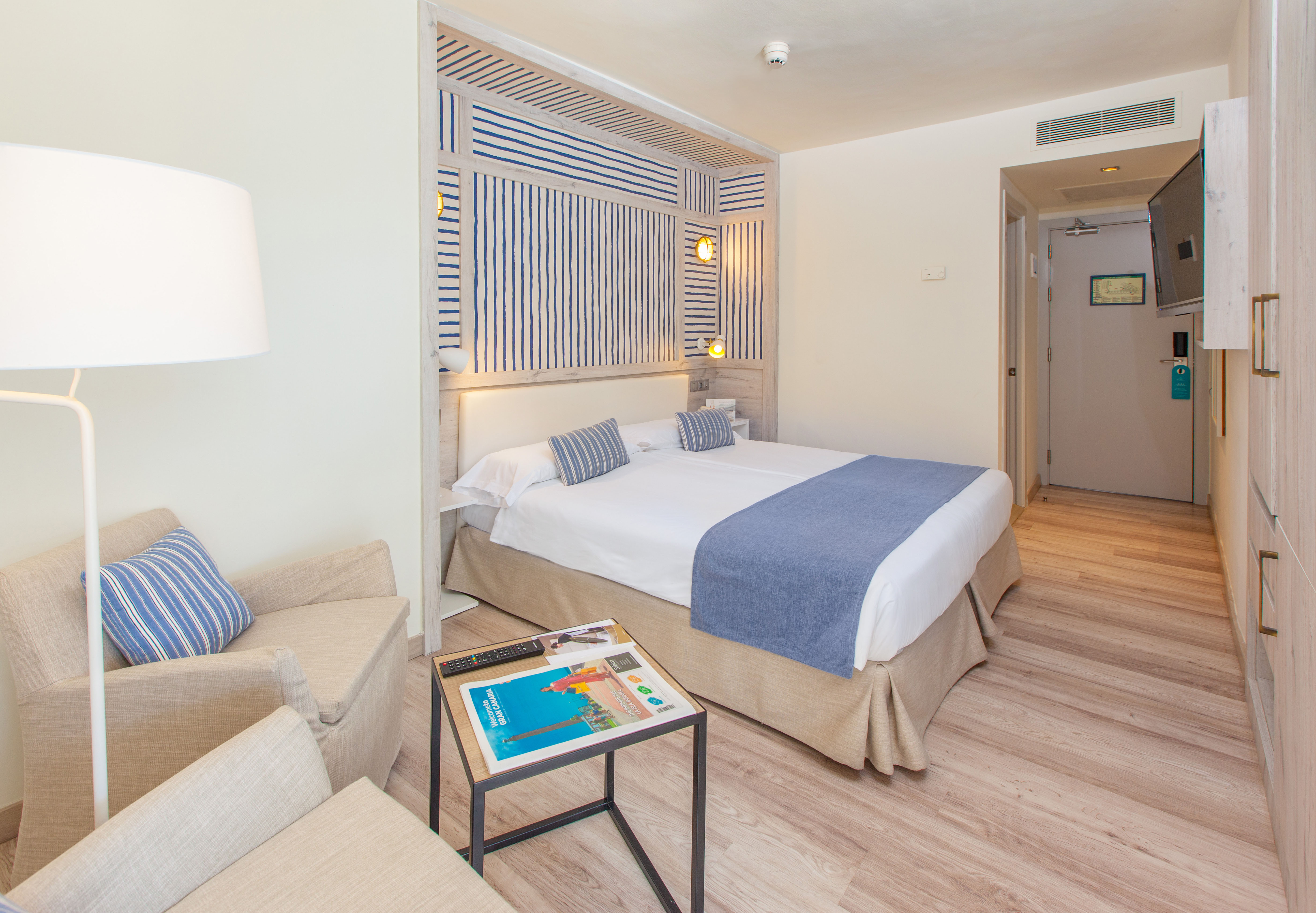 photos rooms corallium beach