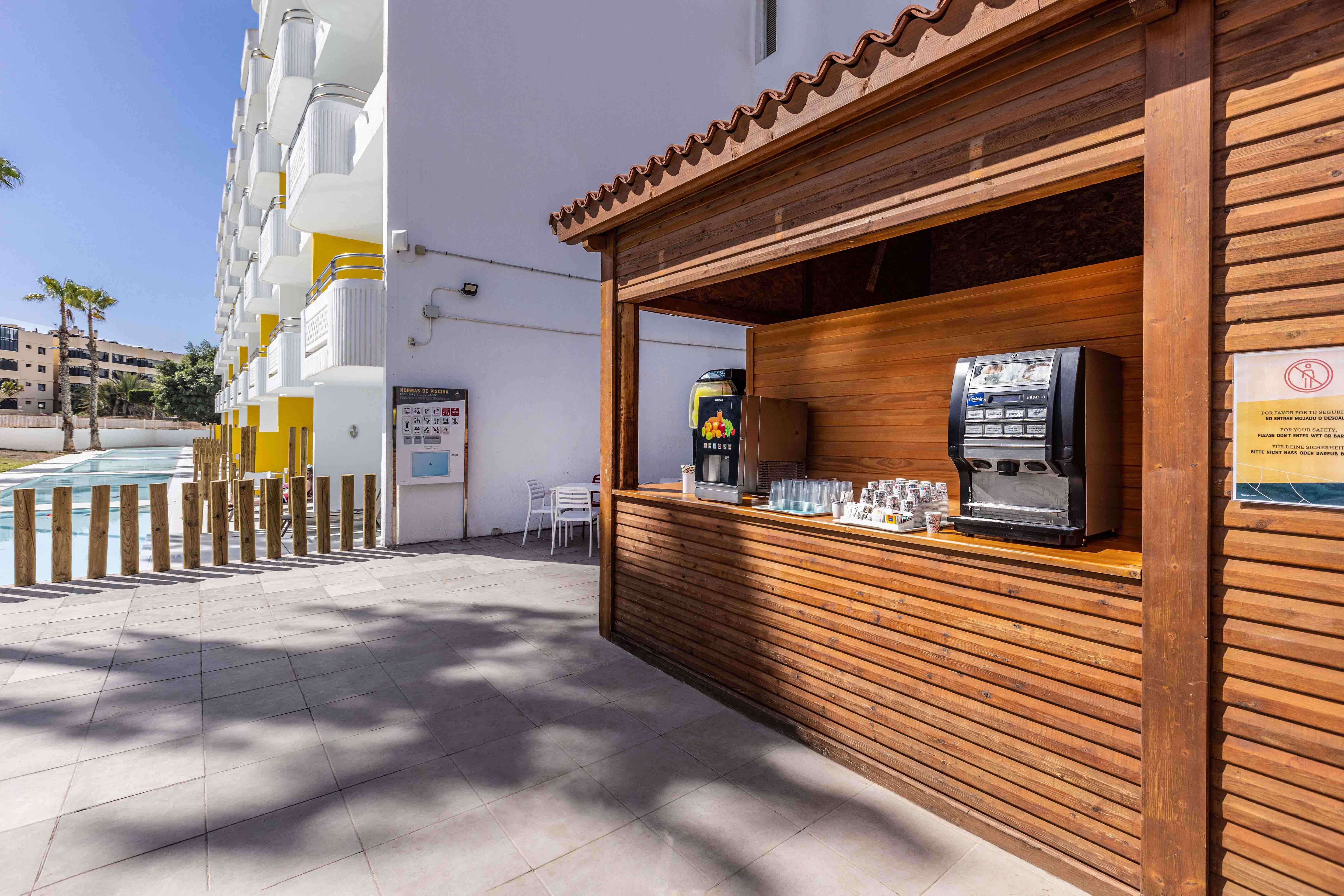 theke abora poolbar abora catarina by lopesan hotels