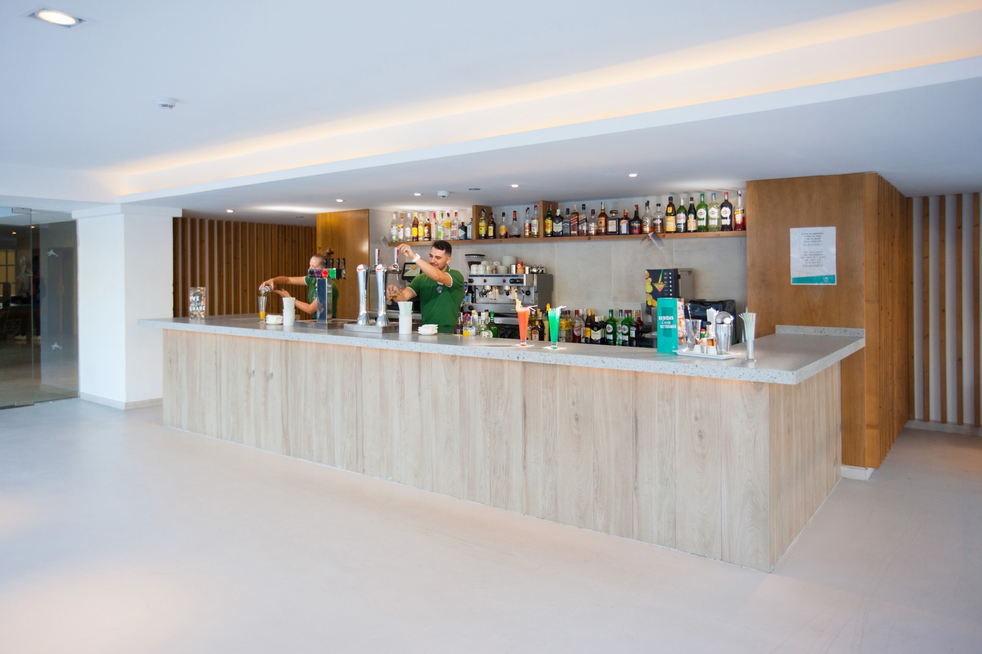 schwimmbad-bar lopesan abora catarina
