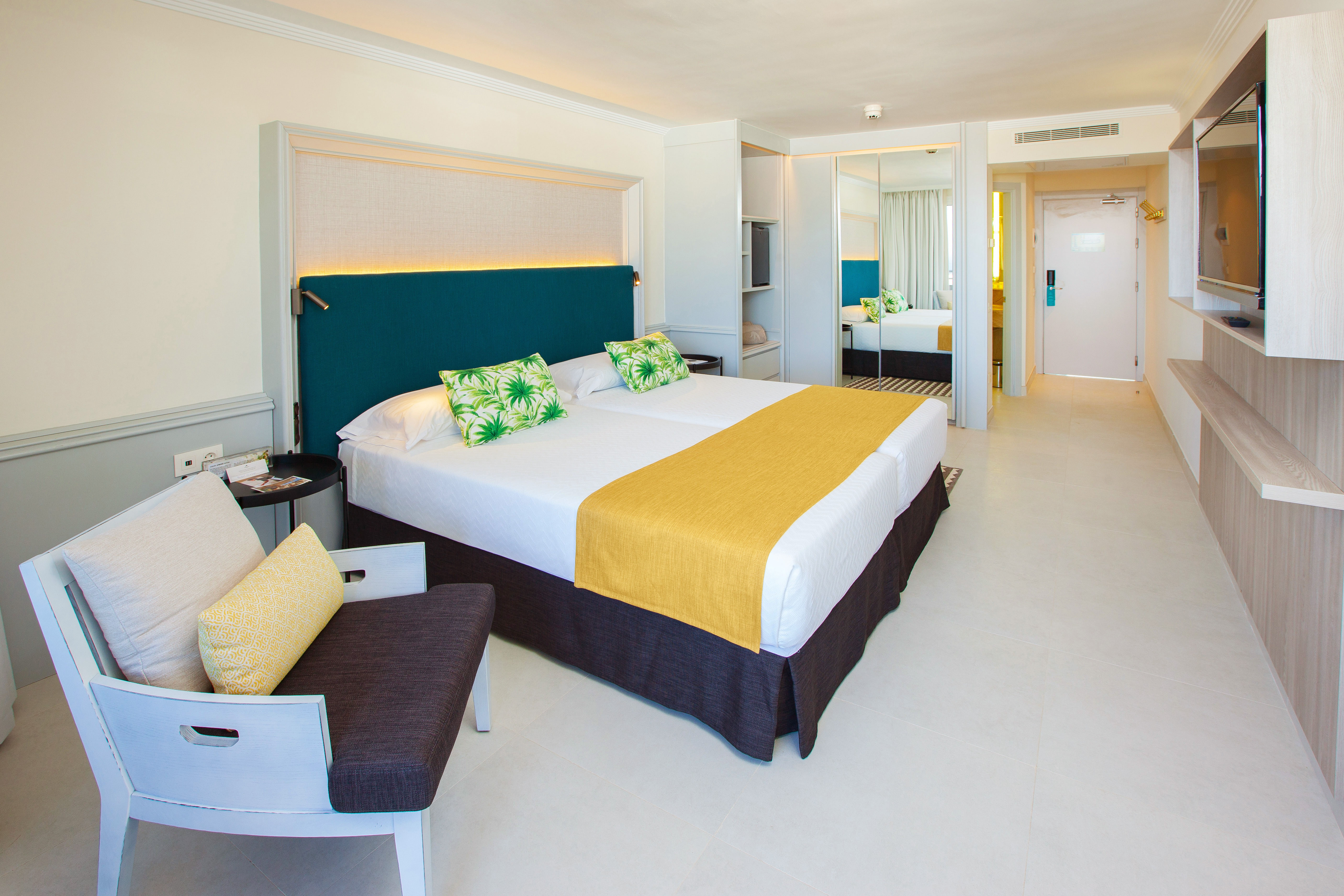 habitacion-doble-estandar-economy-corallium-dunamar