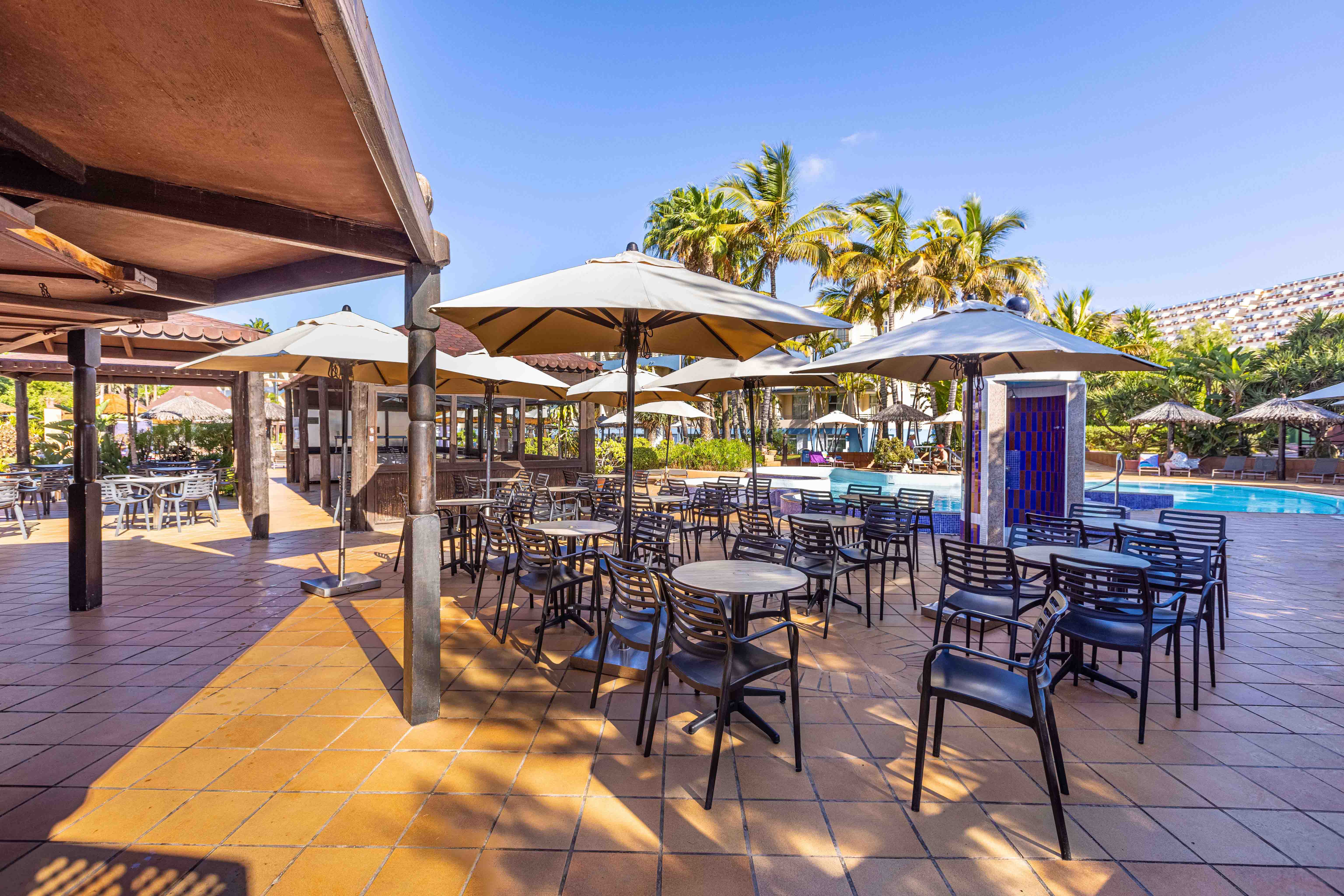 POOL_BAR_1