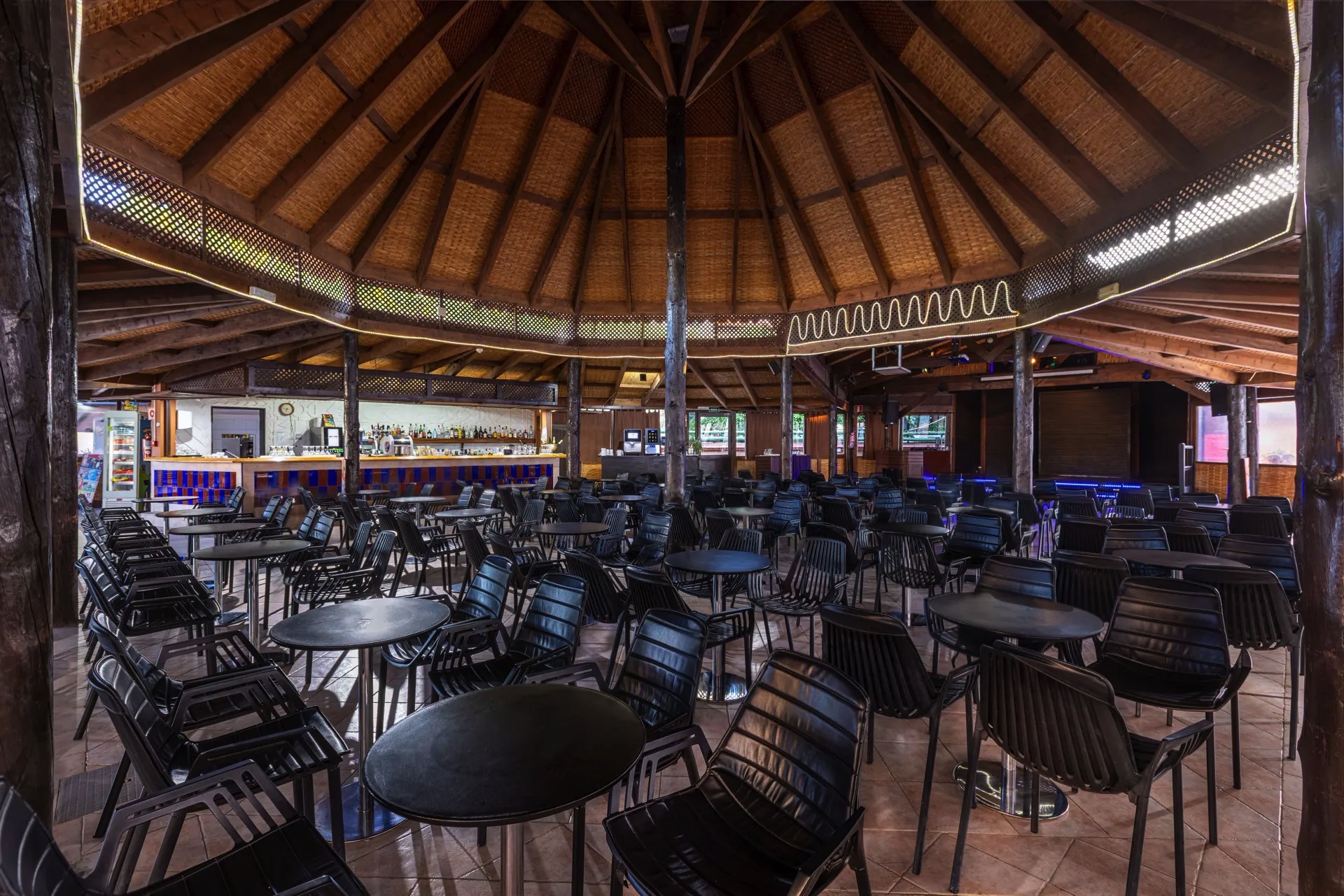 SALON_BAR_1 (1)