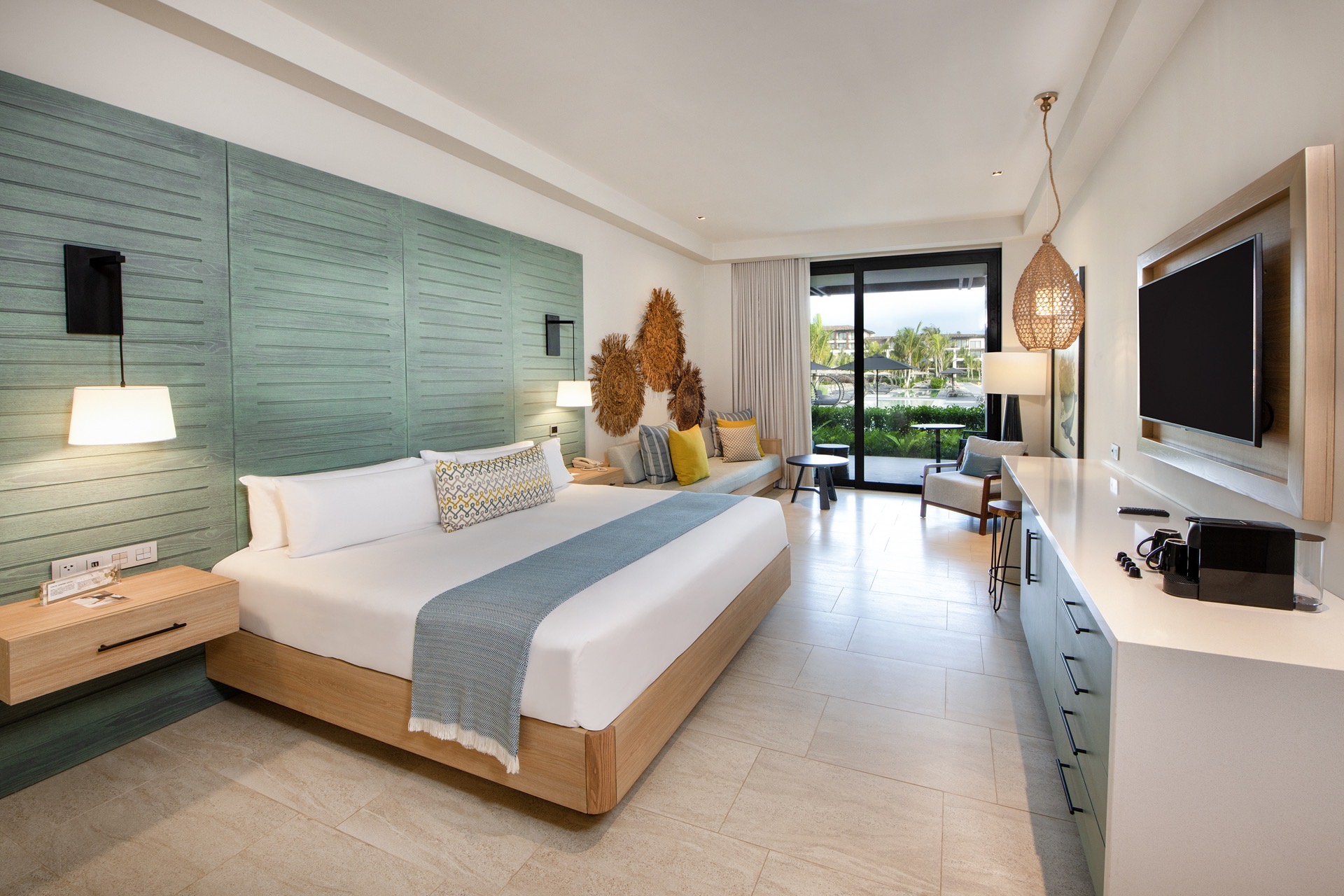 bett pool view tropical junior suiten lopesan costa bavaro