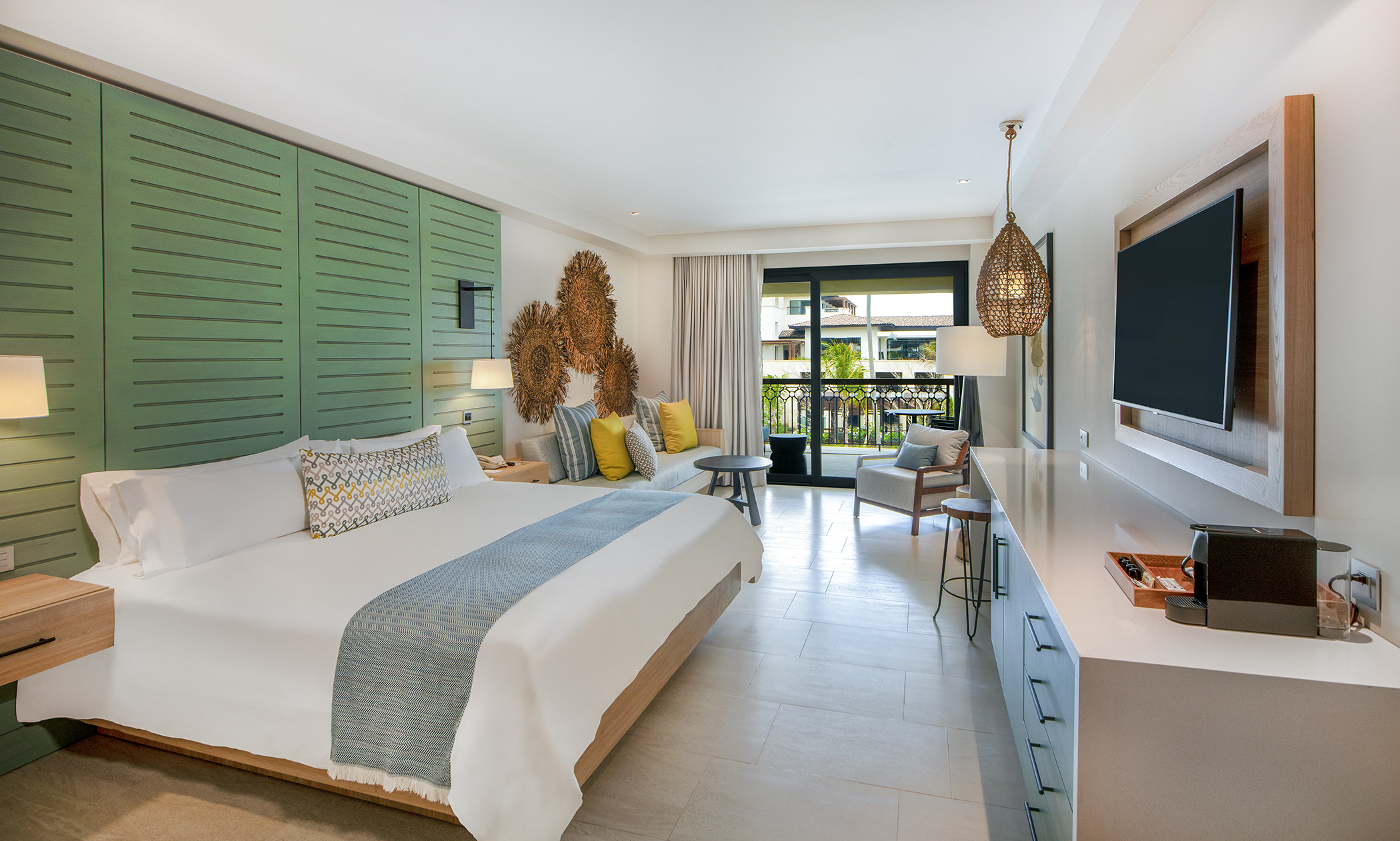 entrada adults king tropical junior suite lopesan costa bavaro resort spa & casino