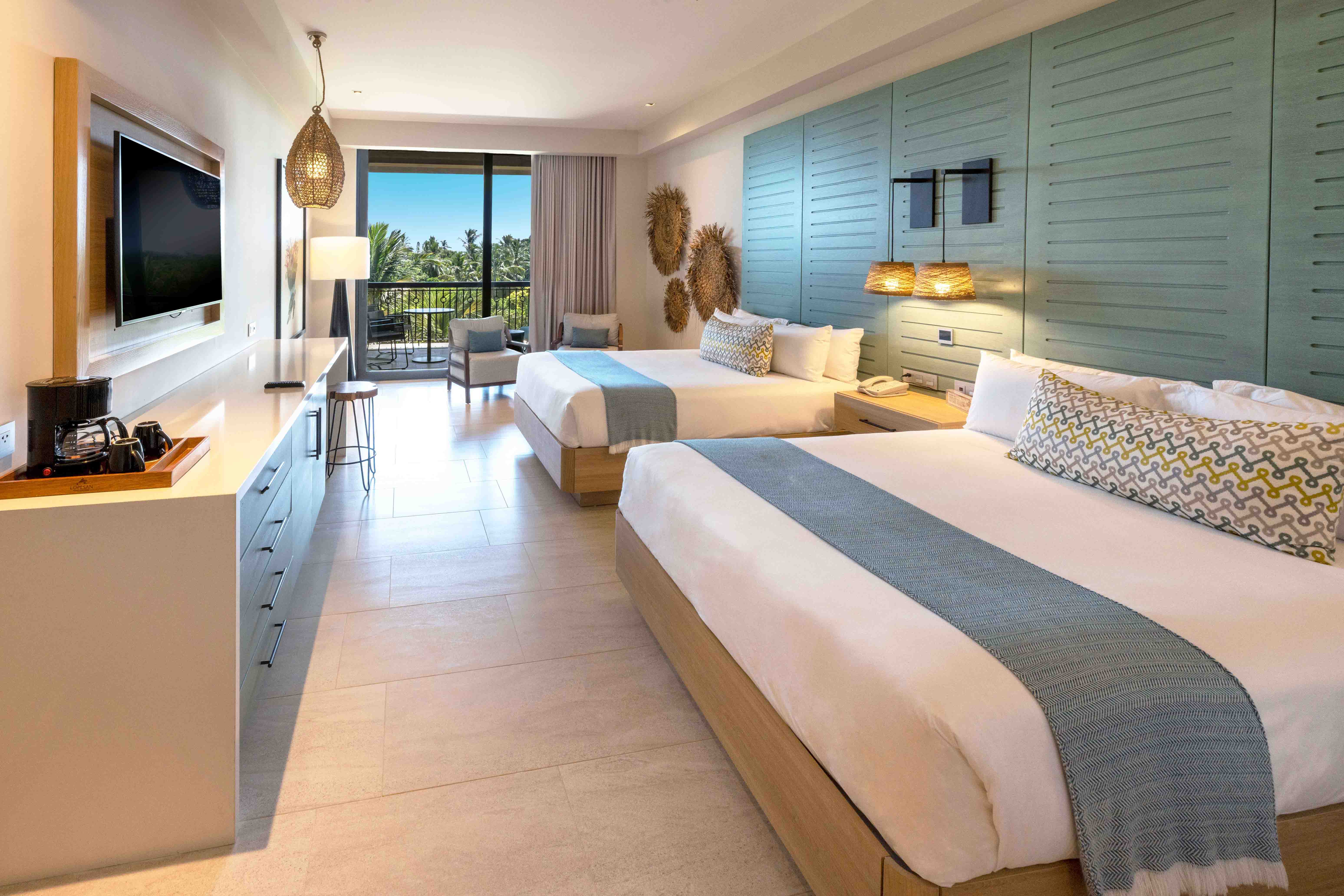 resort queen tropical junior suite lopesan costa bavaro resort, spa & casino
