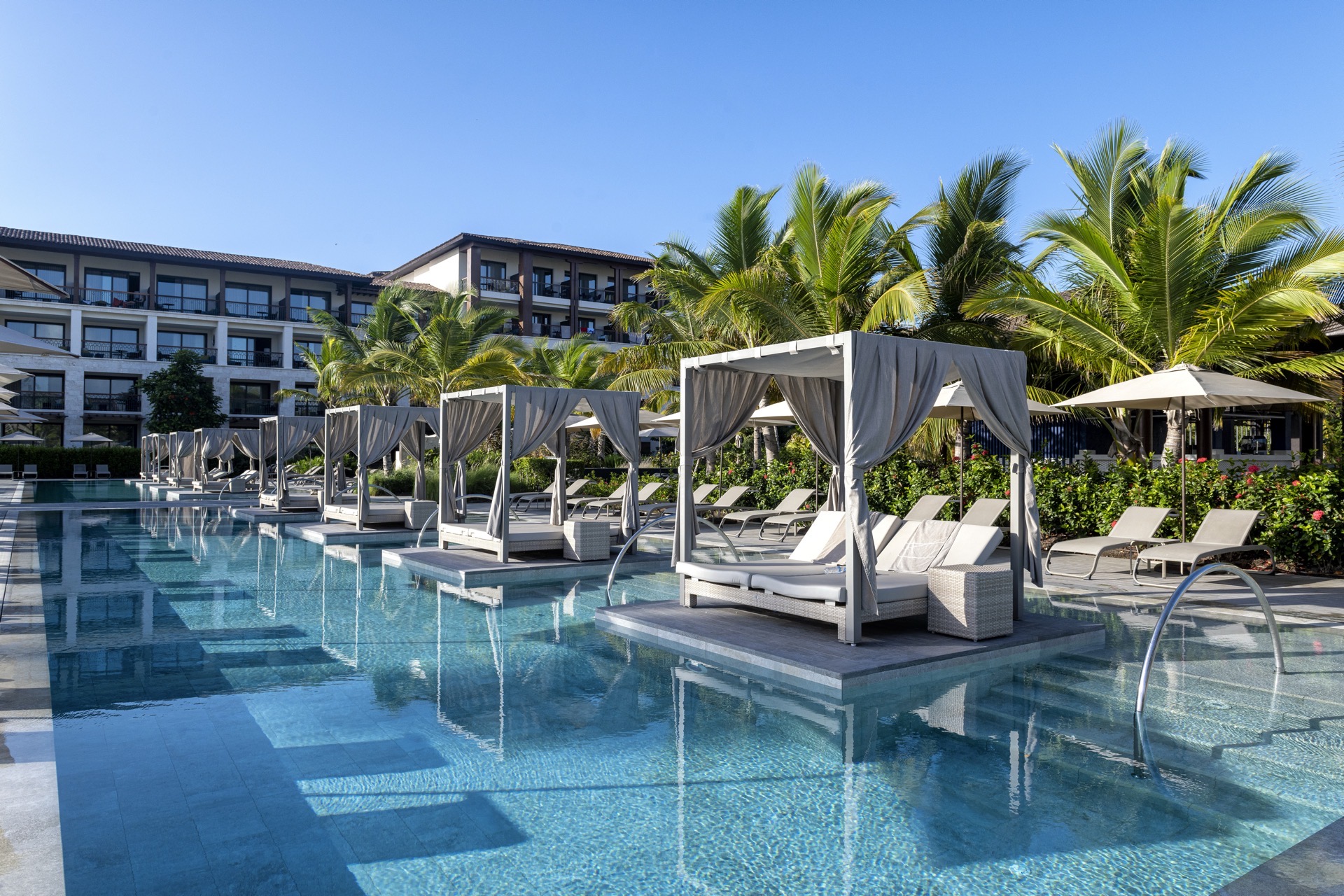 lopesan costa bavaro karibik pool fotos