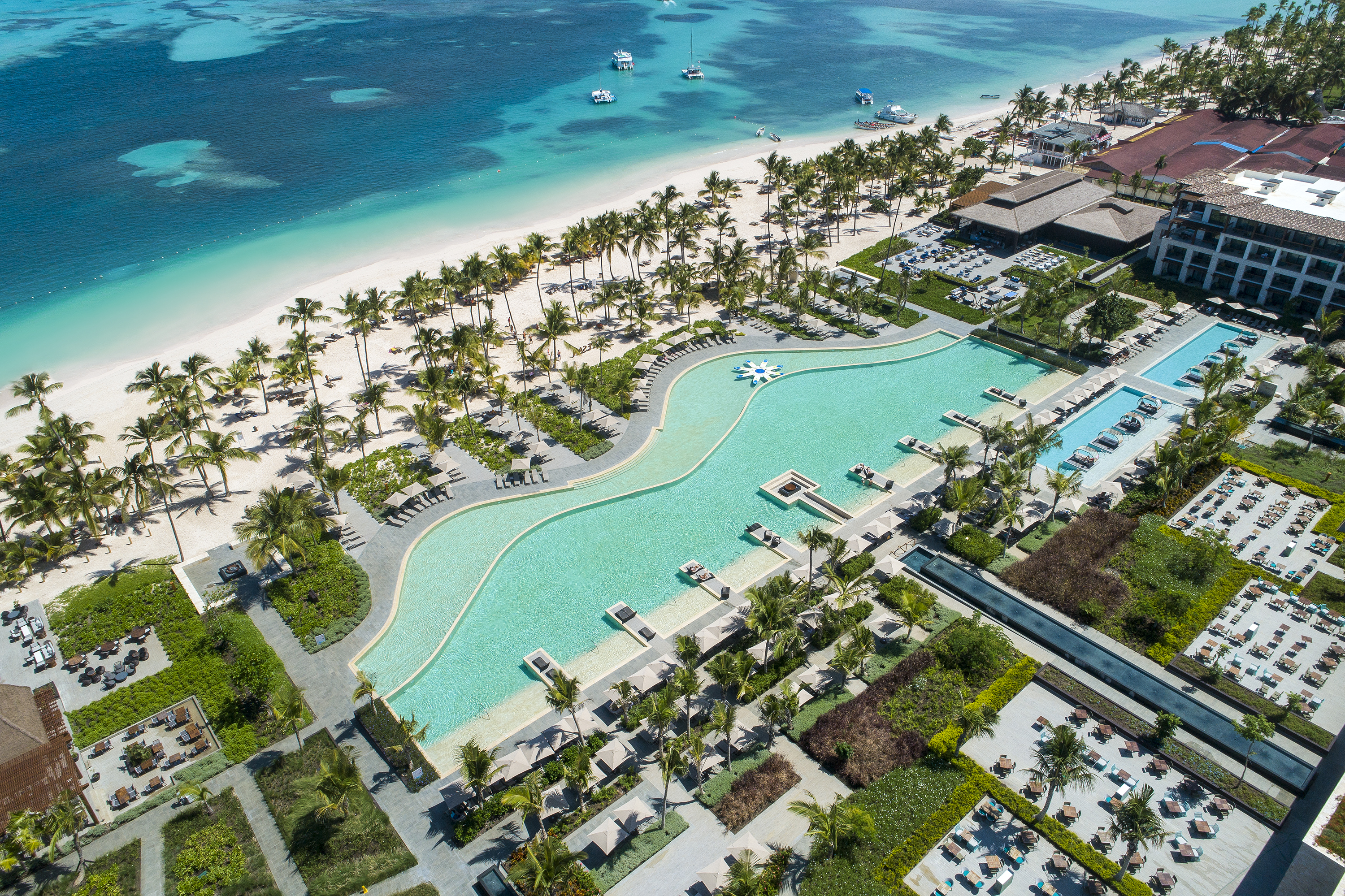 exterior lopesan costa bávaro fotos