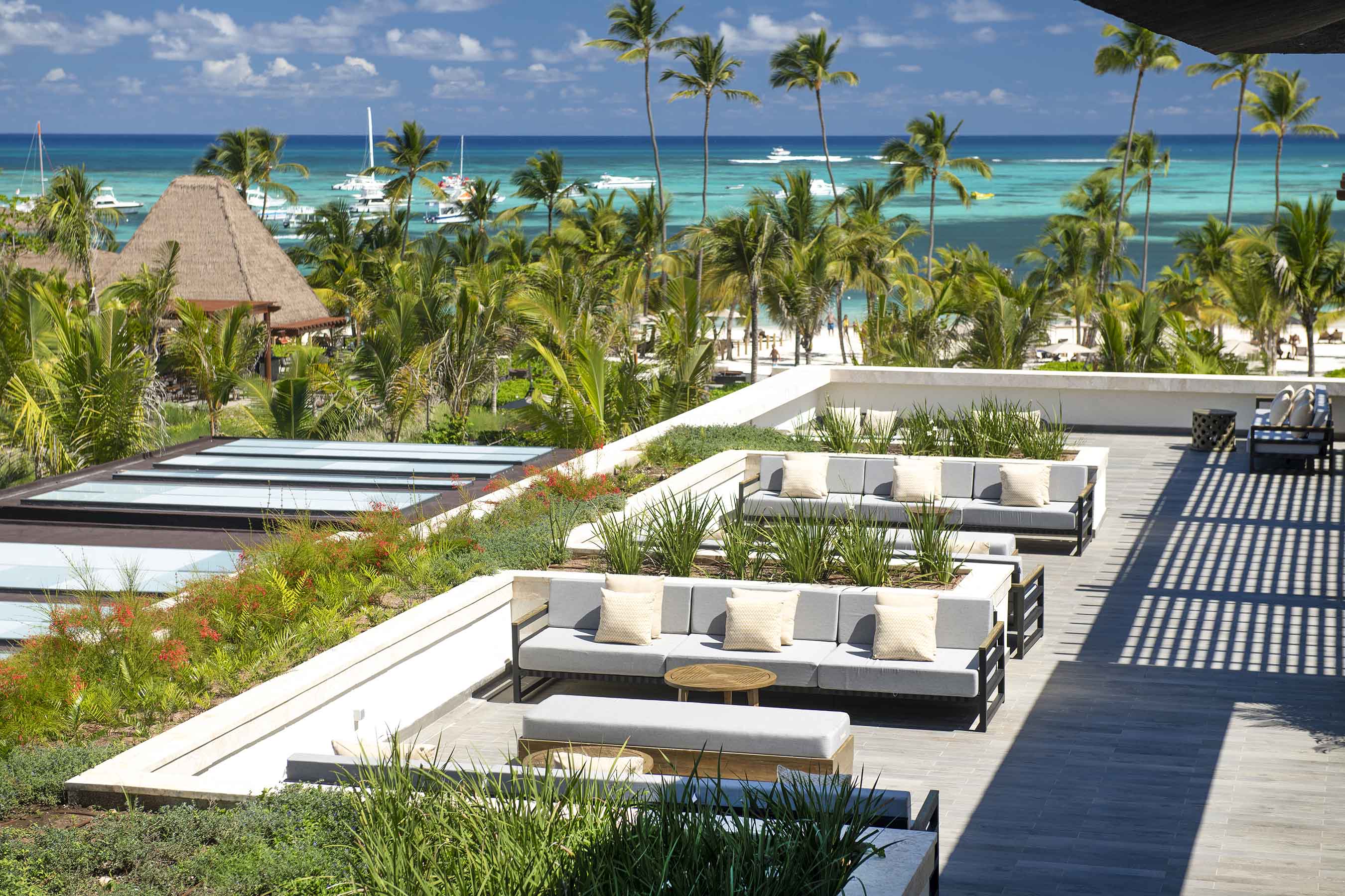 exterior instalaciones lopesan costa bávaro