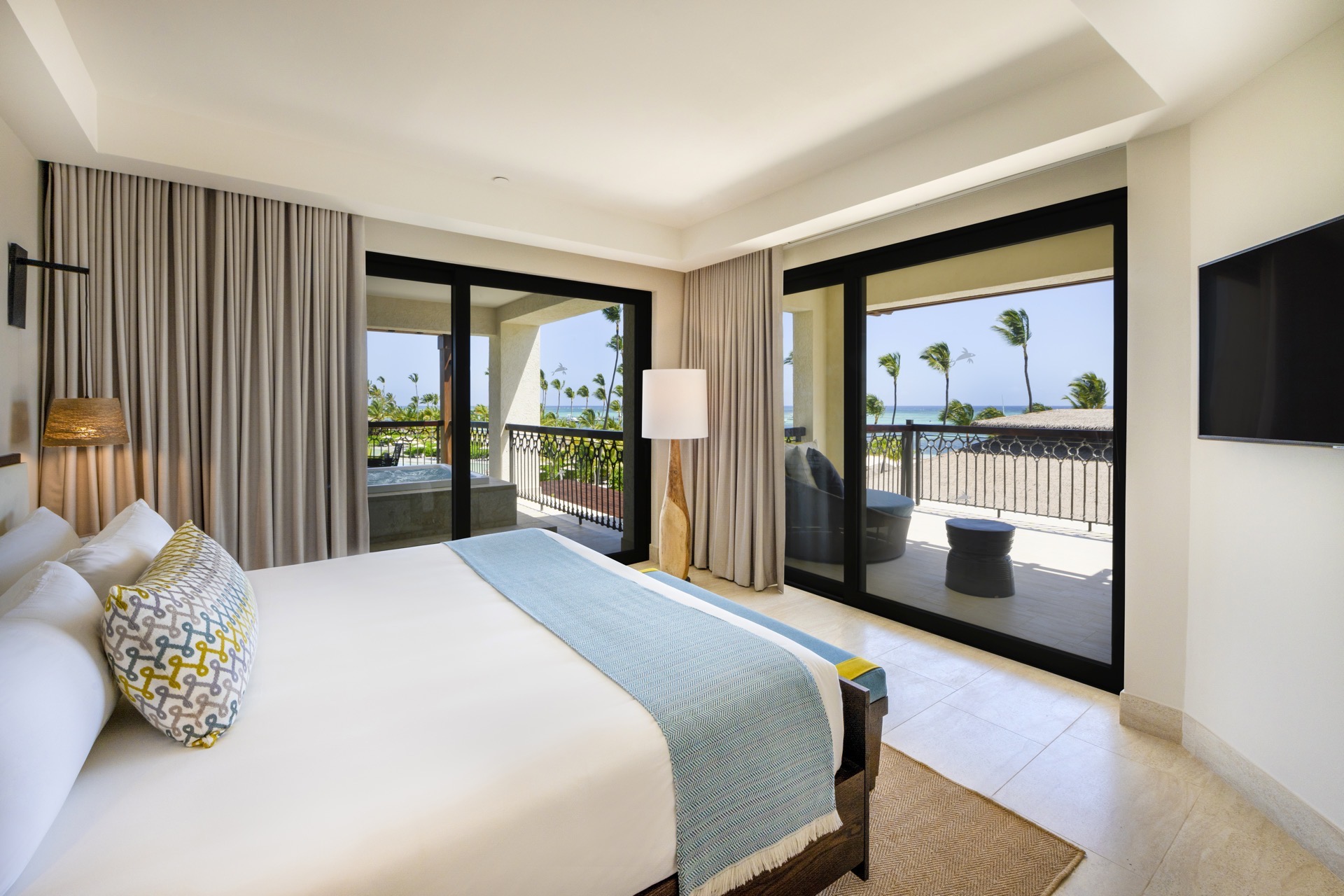 cama unique corner suite ocean view one bedroom lopesan costa bavaro resort spa & casino