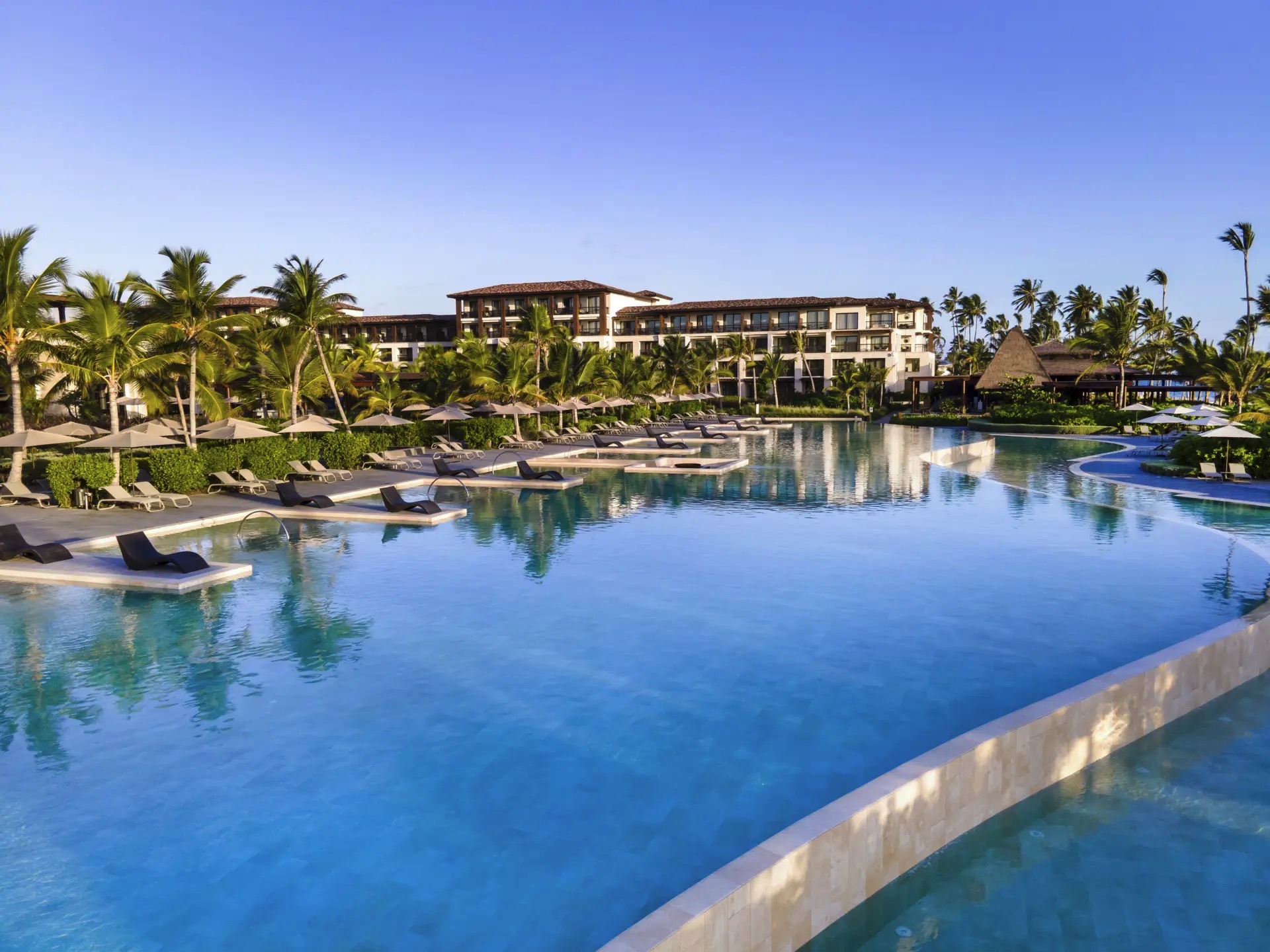 pools lopesan costa bávaro spa & casino