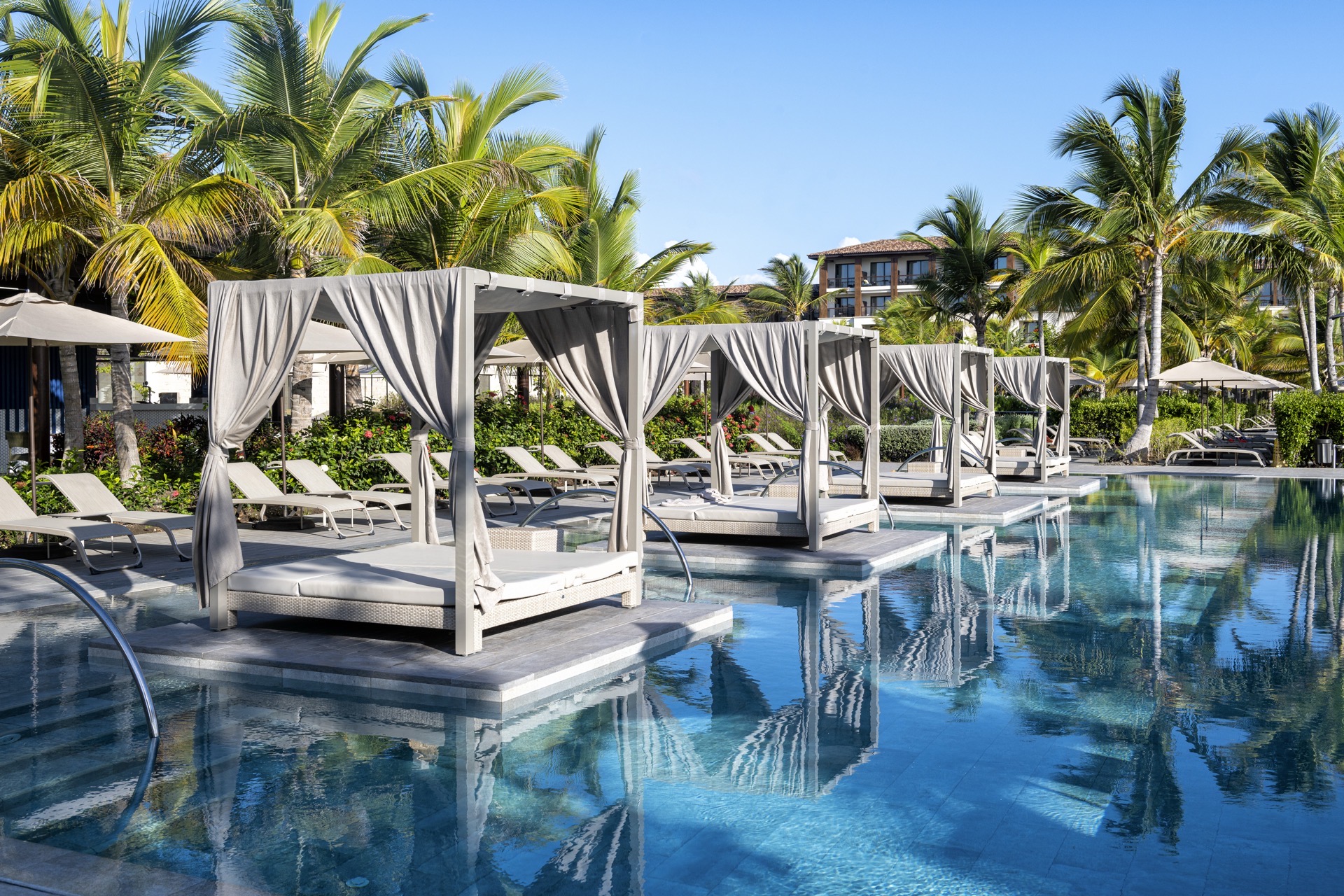 pool caribbean lopesan costa bávaro spa & casino