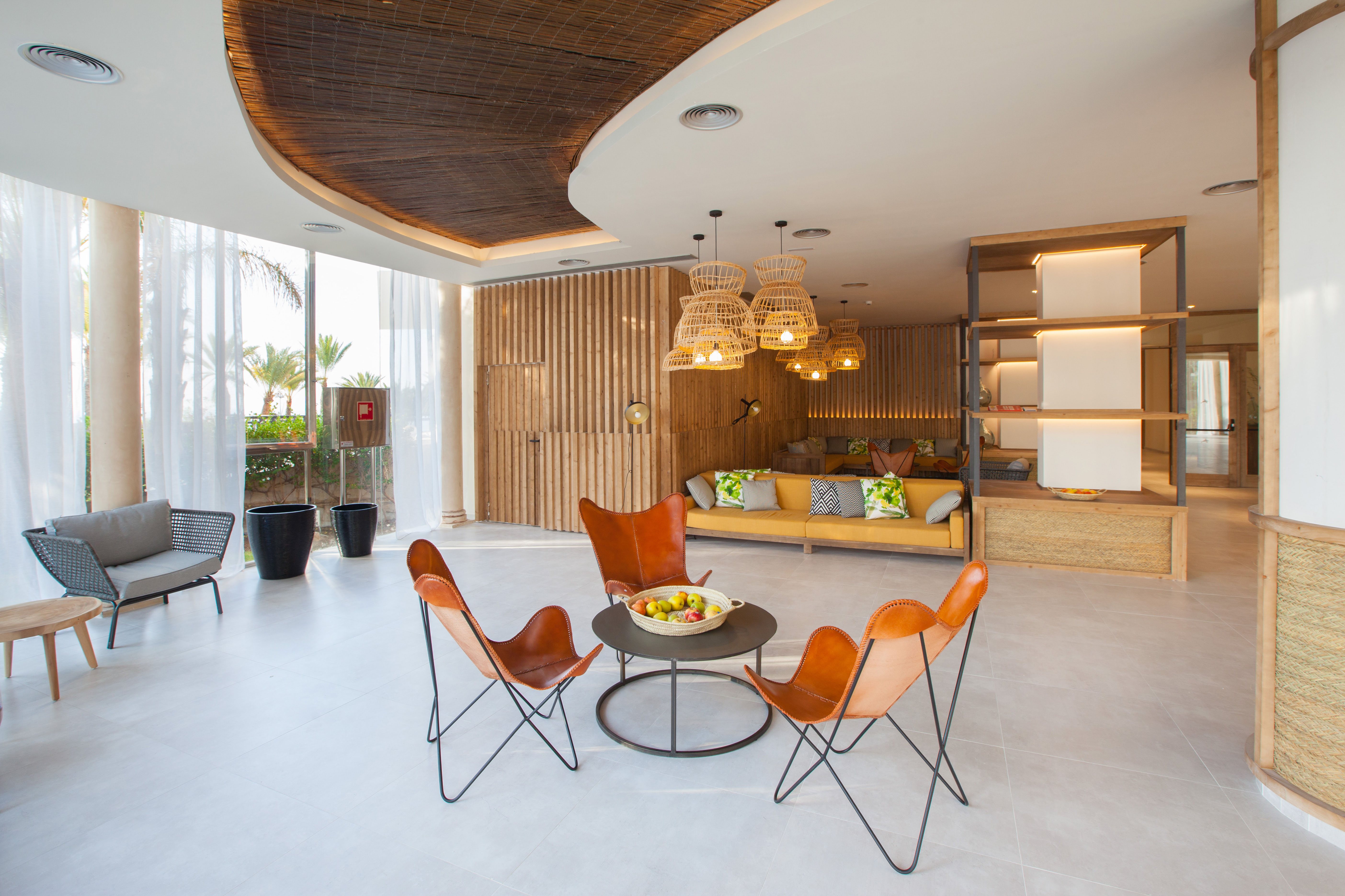 LOBBY (1)