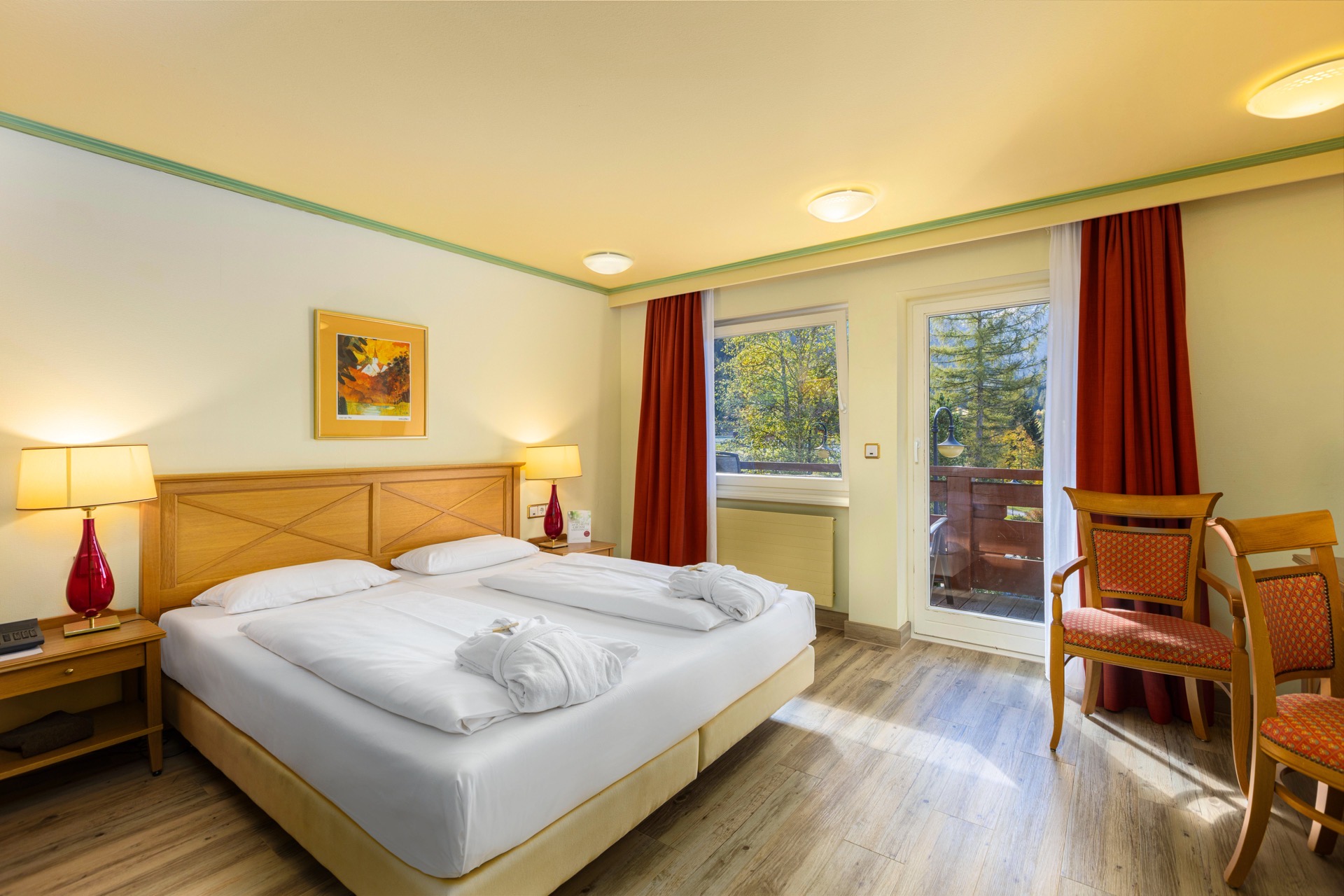 cama habitación doble estándar montaña hotel ifa alpenhof wildental
