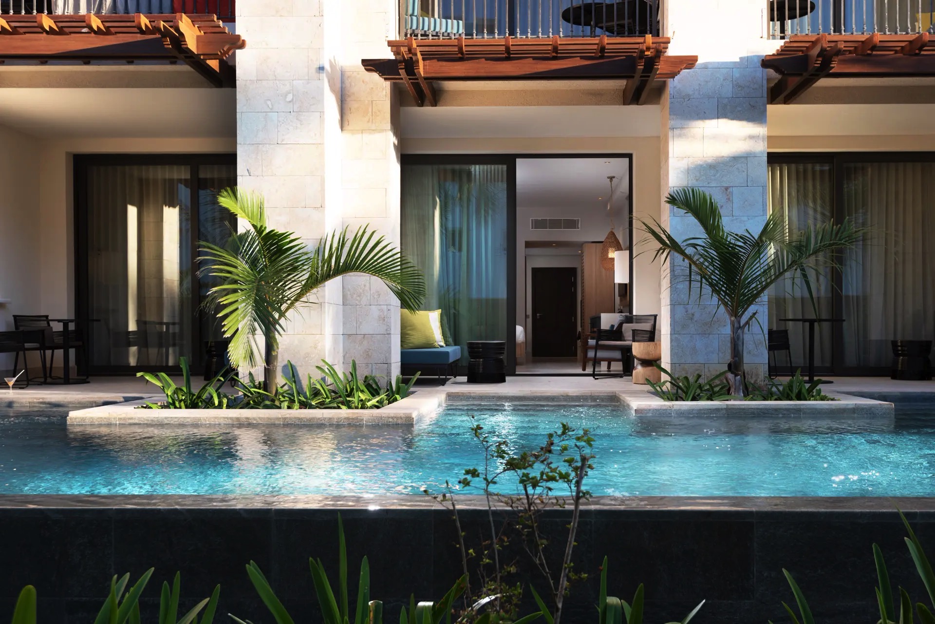 terraza resort queen swim up junior suite resort lopesan costa bavaro