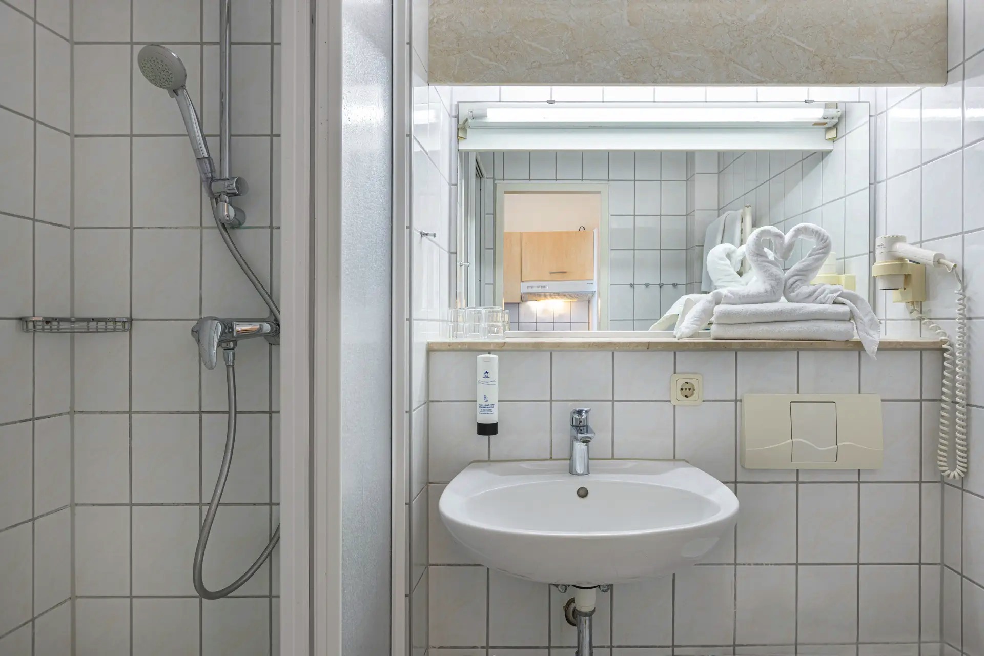 baño apartamento 3 dormitorios hotel ifa rugen