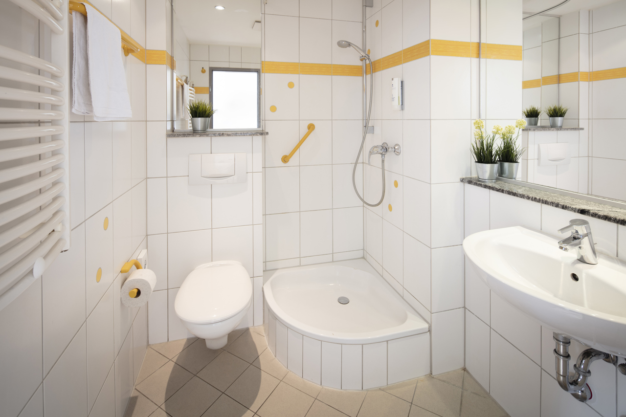 baño apartamento habitación doble fernblickhaus hotel ifa fehmarn