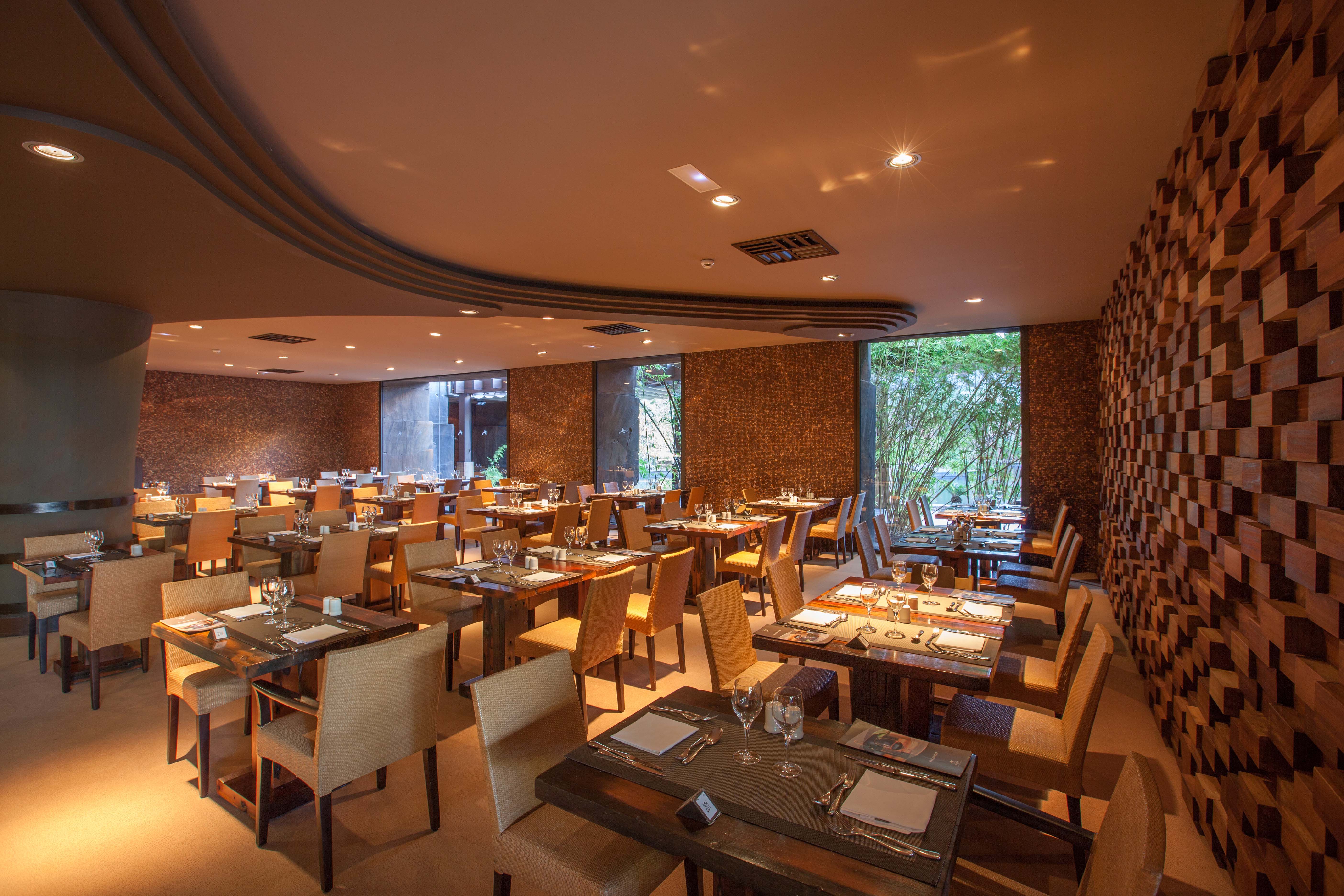 buffet raum baobat restaurant lopesan baobab resort