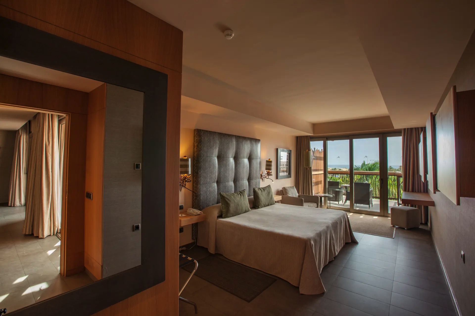 bett senior suite lopesan baobab resort