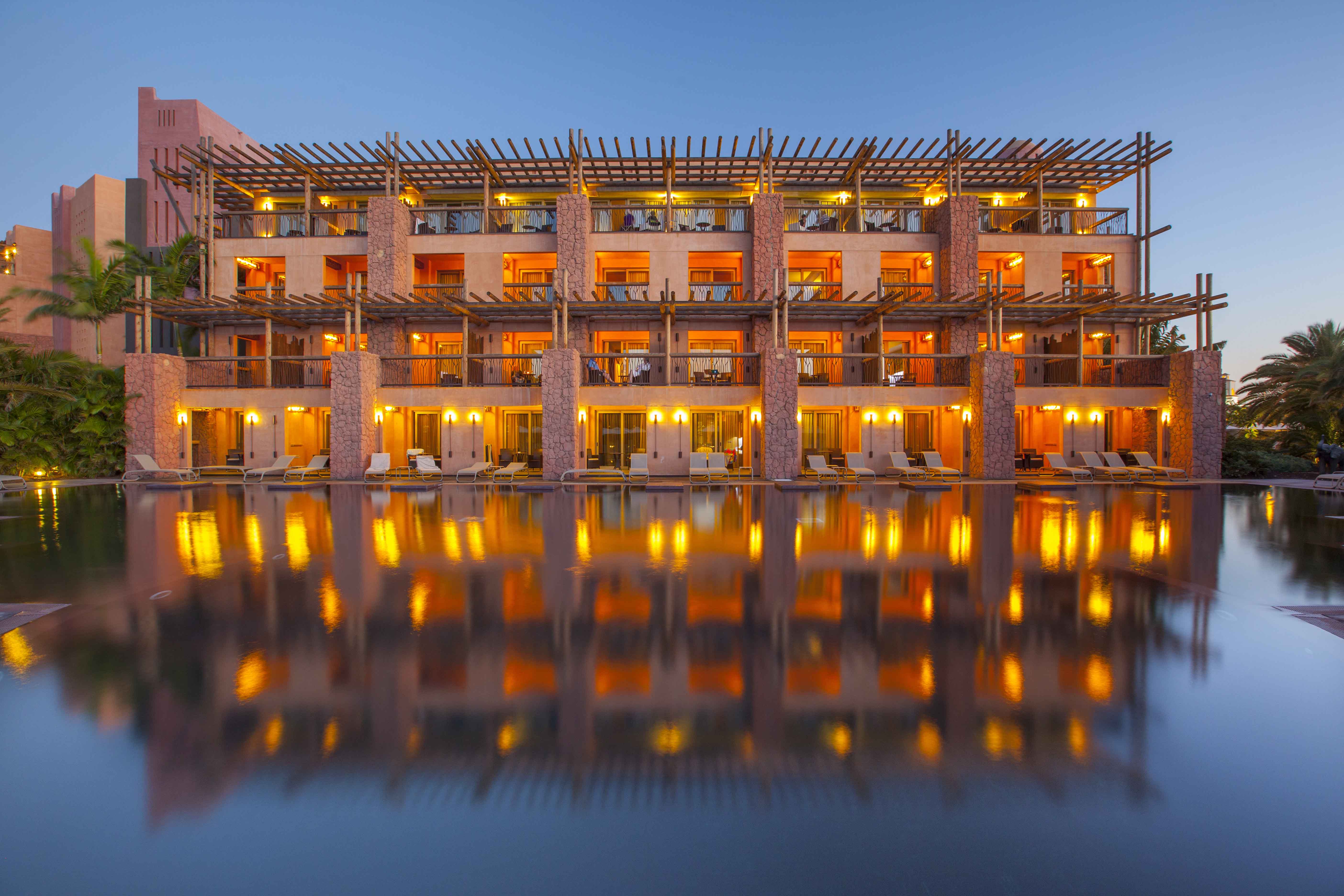außenbereich pools lopesan baobab resort tranquila pool
