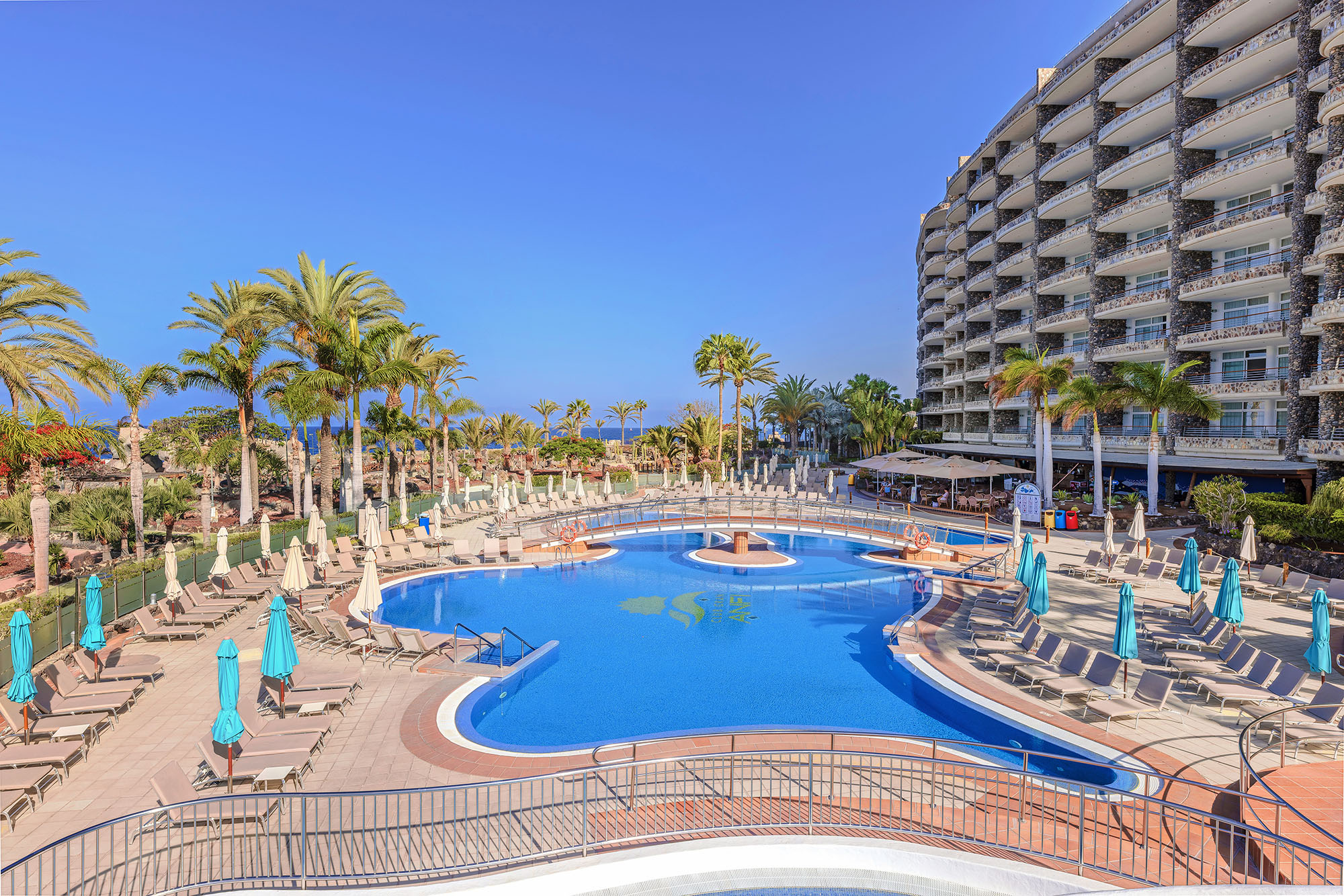 pool mit Meerblick im Anfi del Mar Resorts