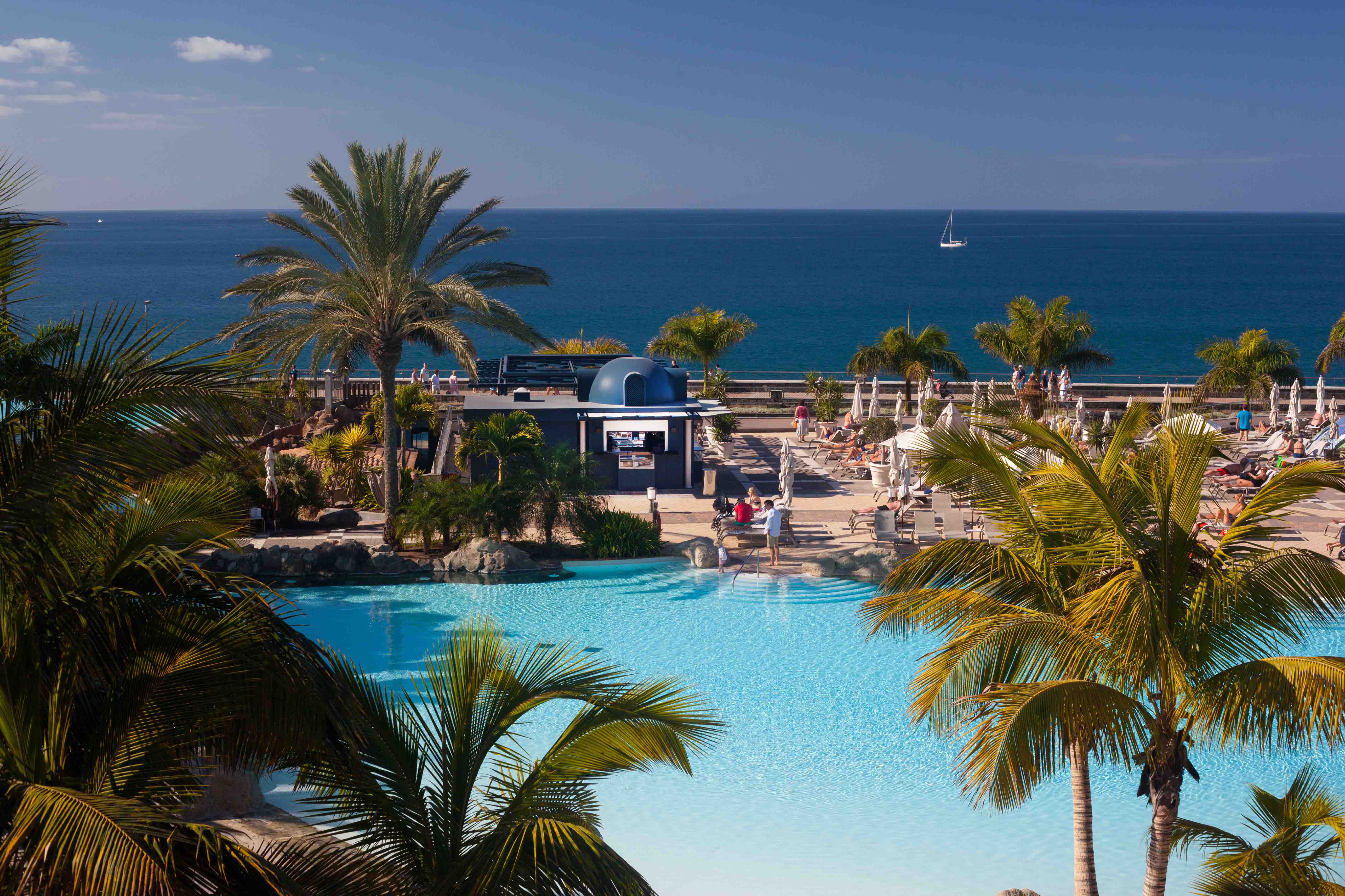 schwimmbad dachterrassenbar lopesan villa del conde resort & thalasso