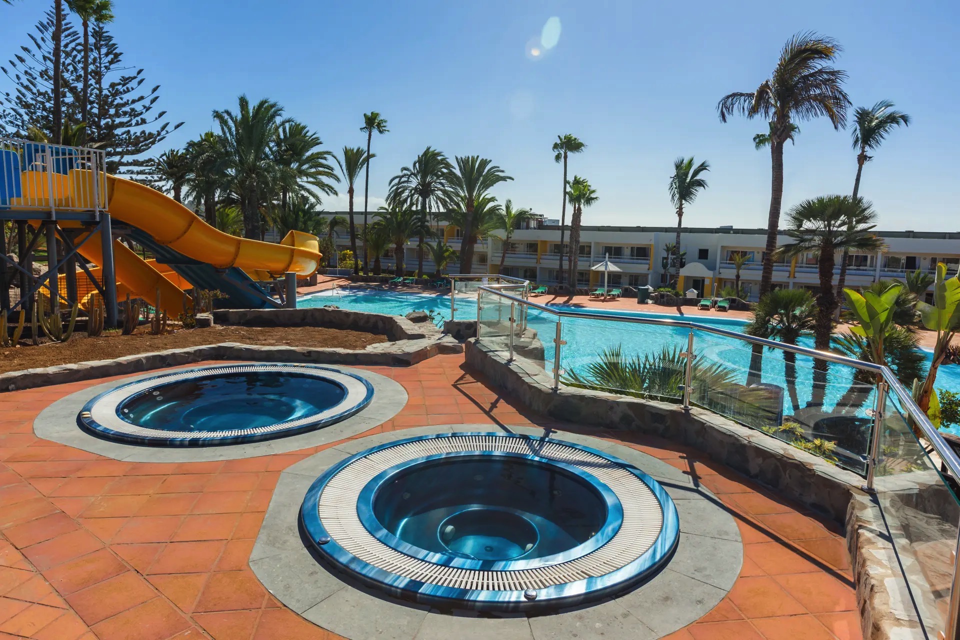 schwimmbad abora interclub atlantic by lopesan hotels