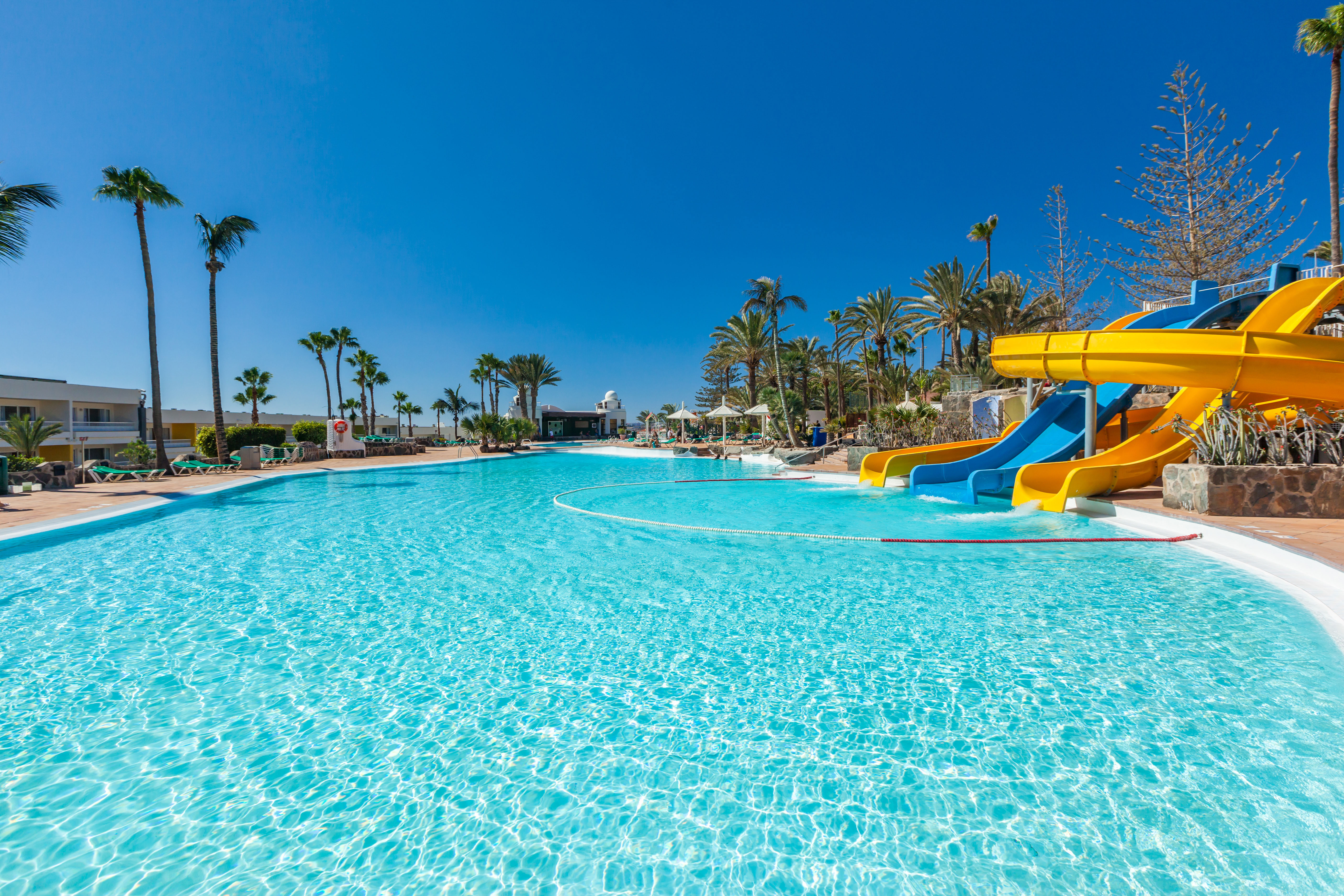 fotos lago piscina hotel abora interclub atlantic
