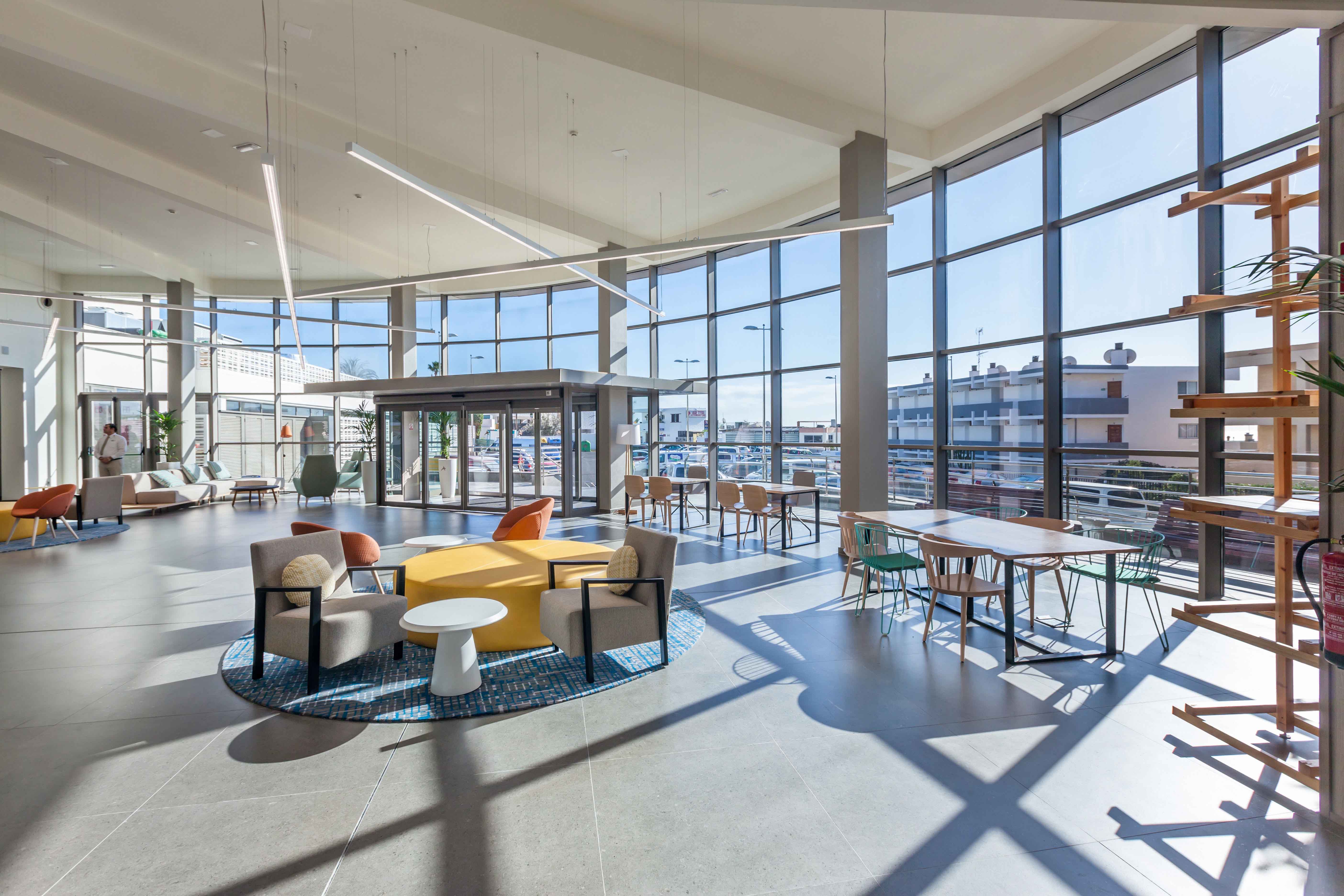 lobby bilder und fotos abora interclub atlantic by lopesan hotels