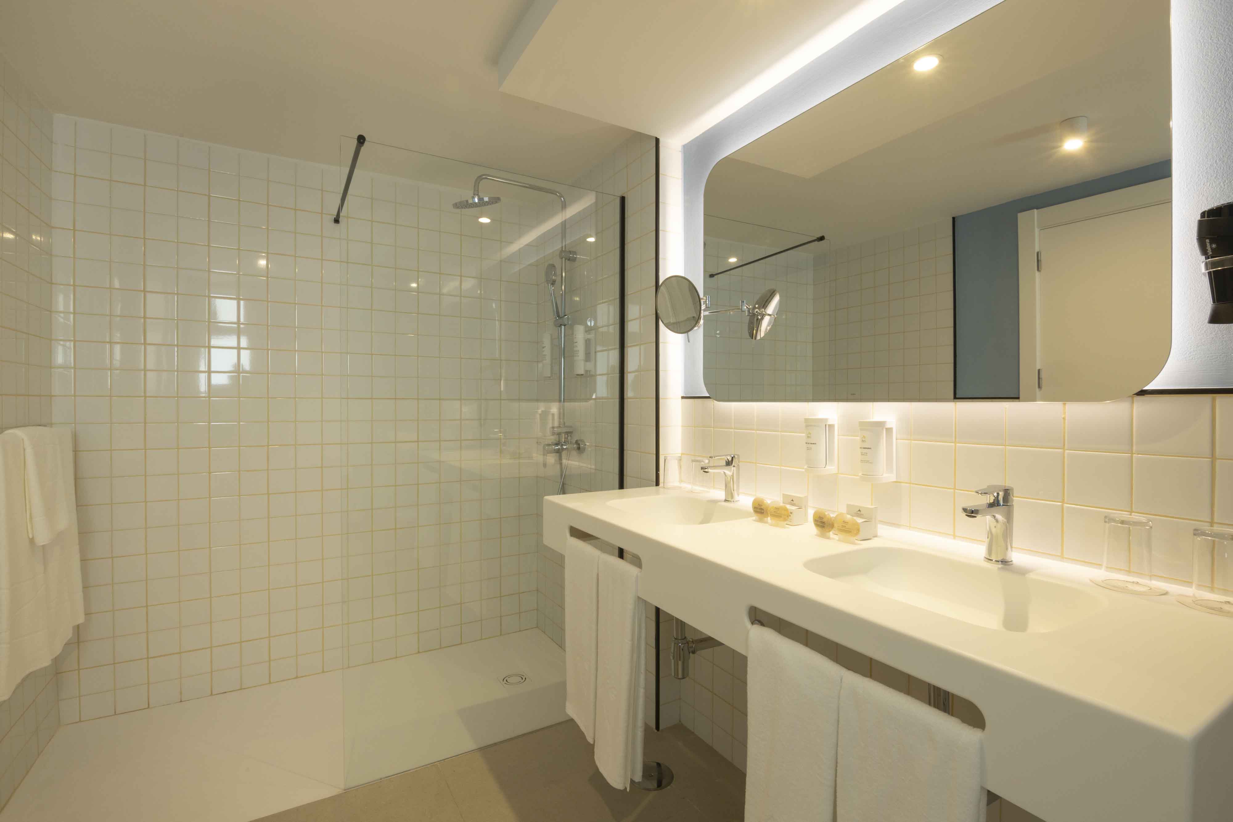 badezimmer master suite meerblick zimmer hotel abora interclub atlantic