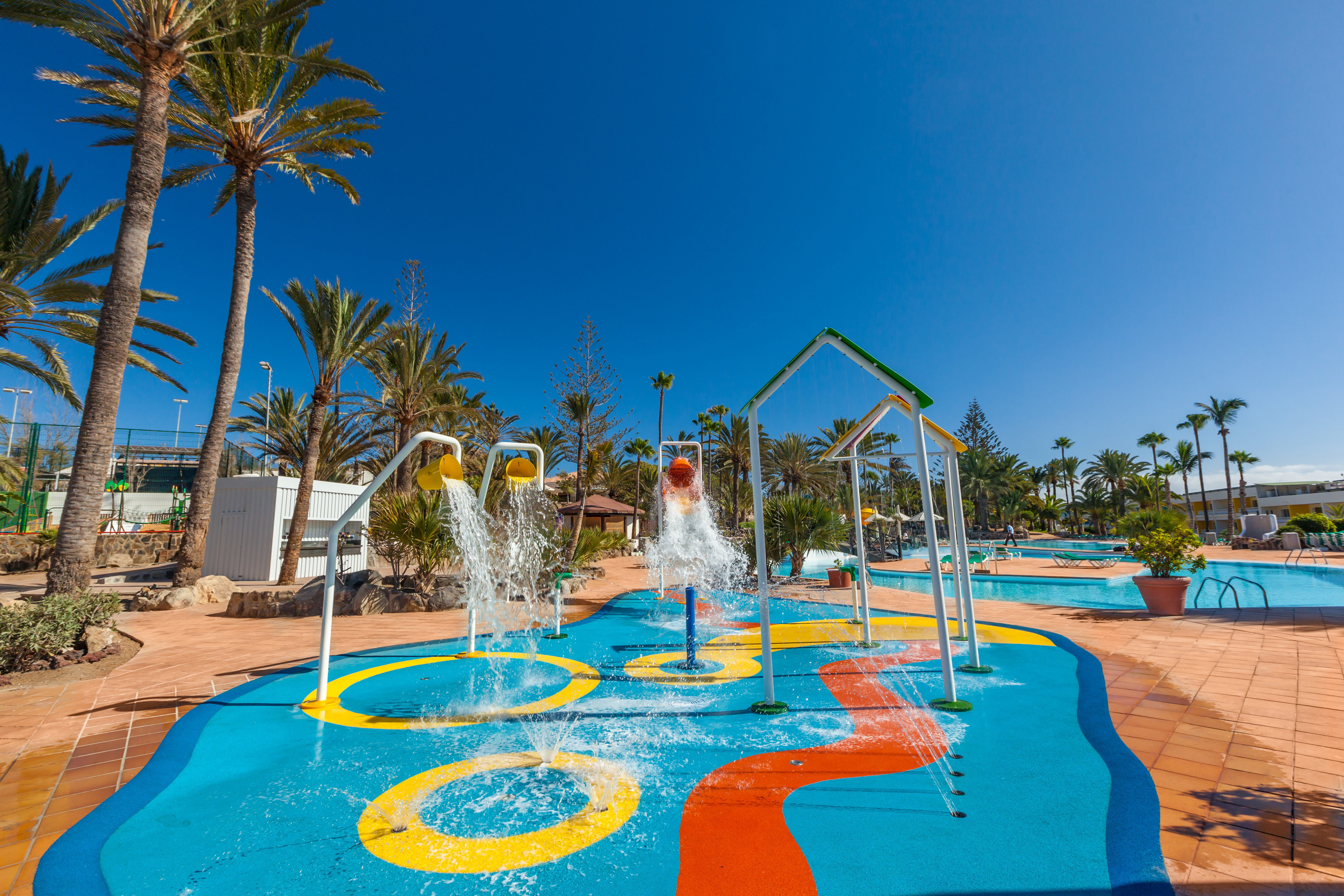 imágenes y fotos abora interclub atlantic by lopesan hotels zona splash