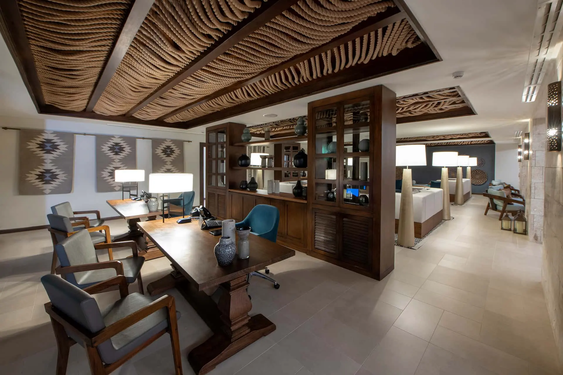 Llegada y Salida exclusiva - Corallium Seafront Adults Only
